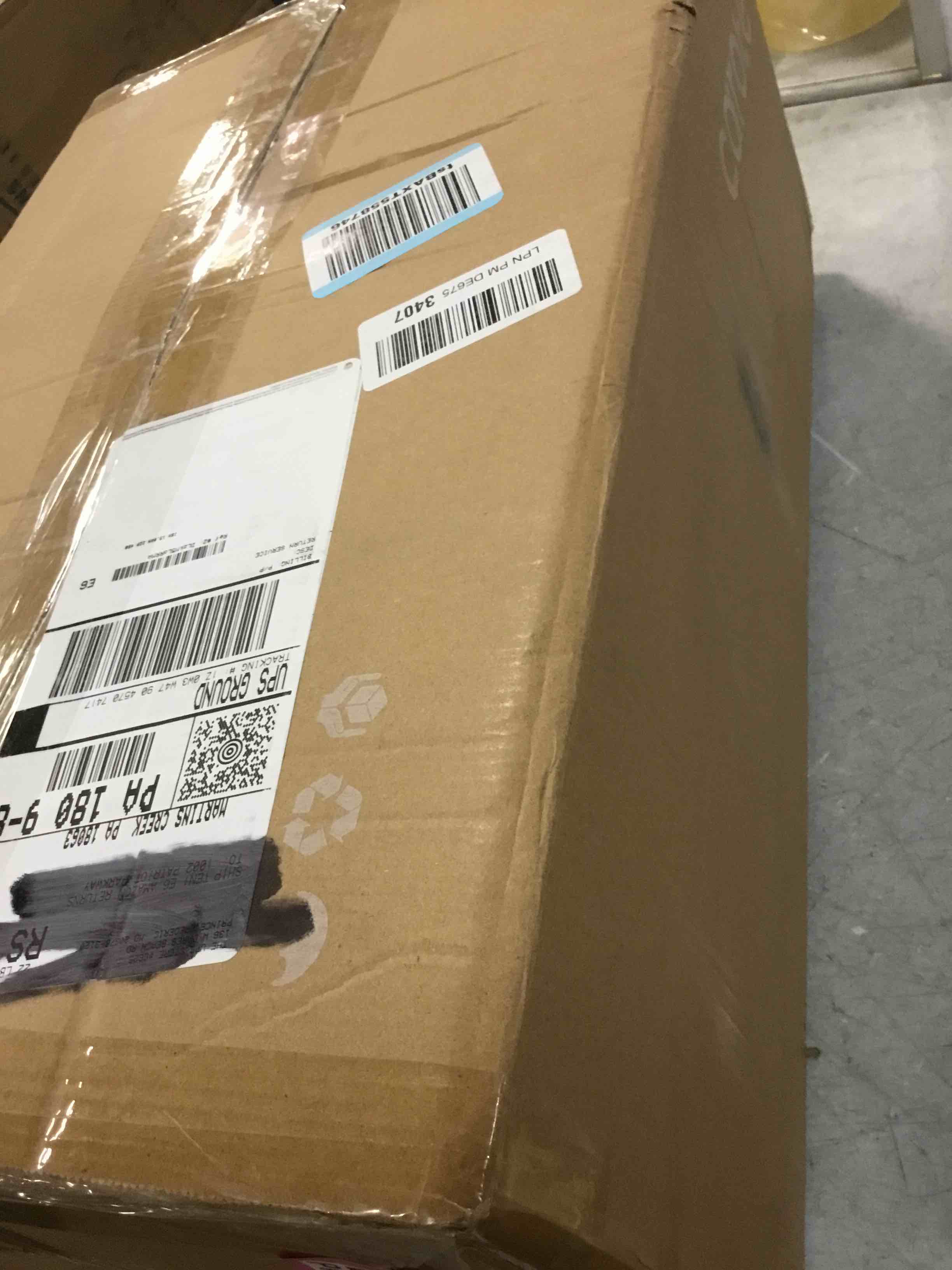 https://s3.amazonaws.com/lotting-images-prod/bidfta/PNK1255876_1734633982086.jpeg