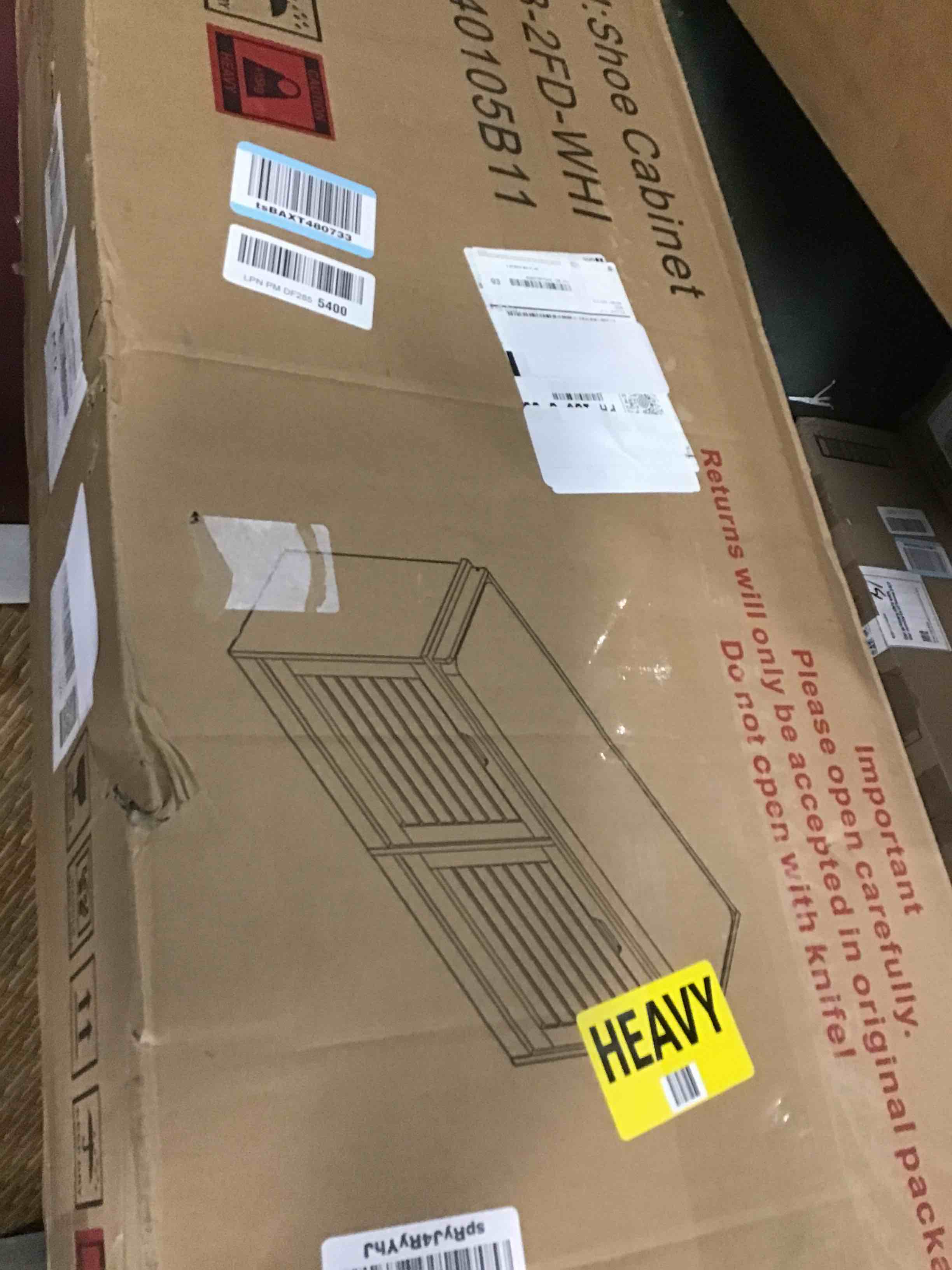 https://s3.amazonaws.com/lotting-images-prod/bidfta/PNK1255897_1734640022678.jpeg