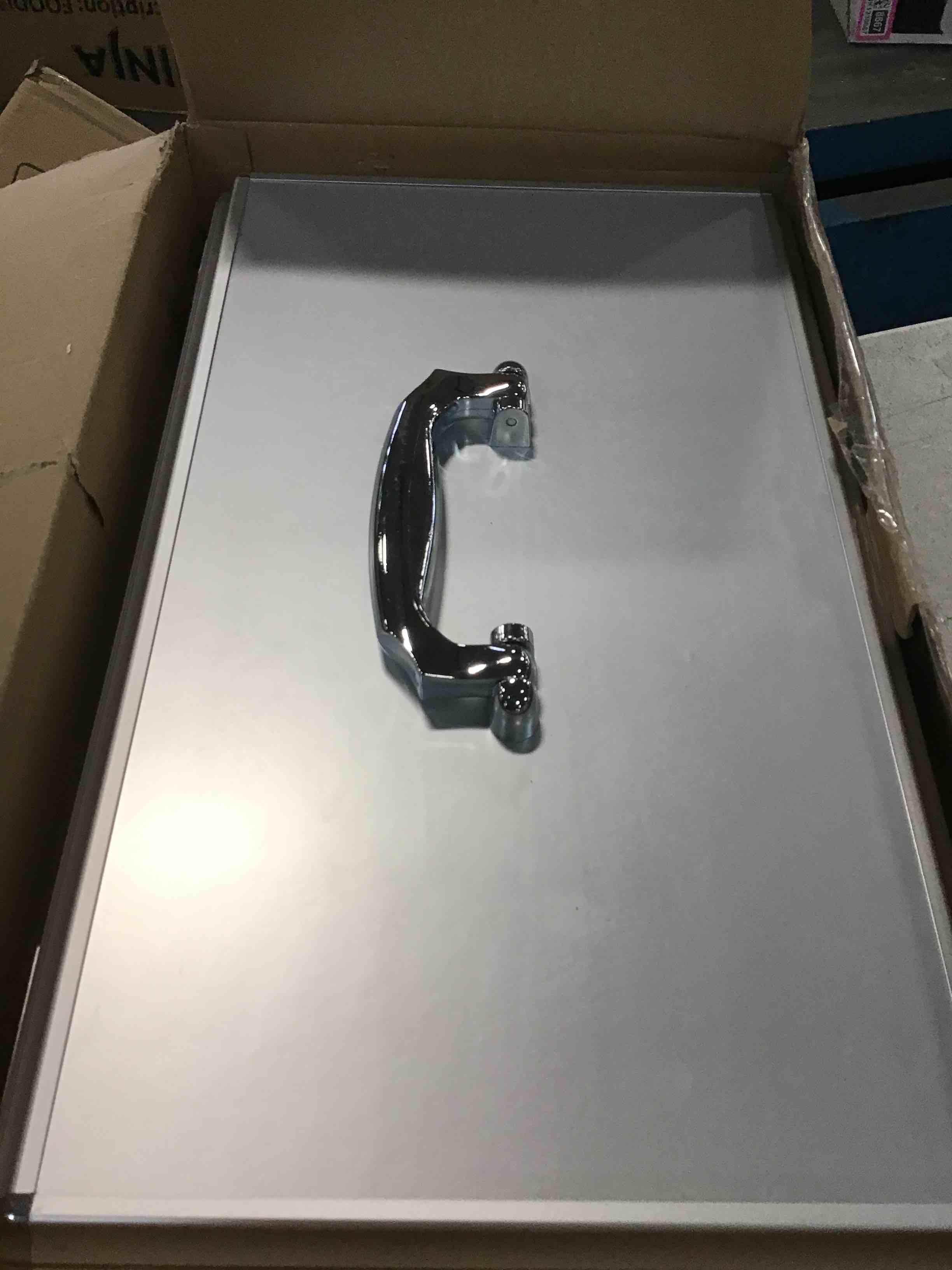 https://s3.amazonaws.com/lotting-images-prod/bidfta/PNK1257628_1735929367286.jpeg