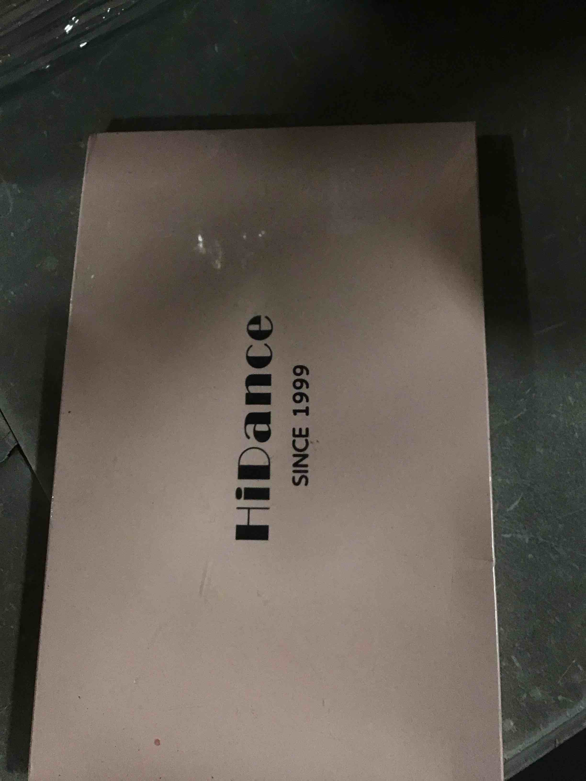 https://s3.amazonaws.com/lotting-images-prod/bidfta/PNK1258963_1734355686704.jpeg