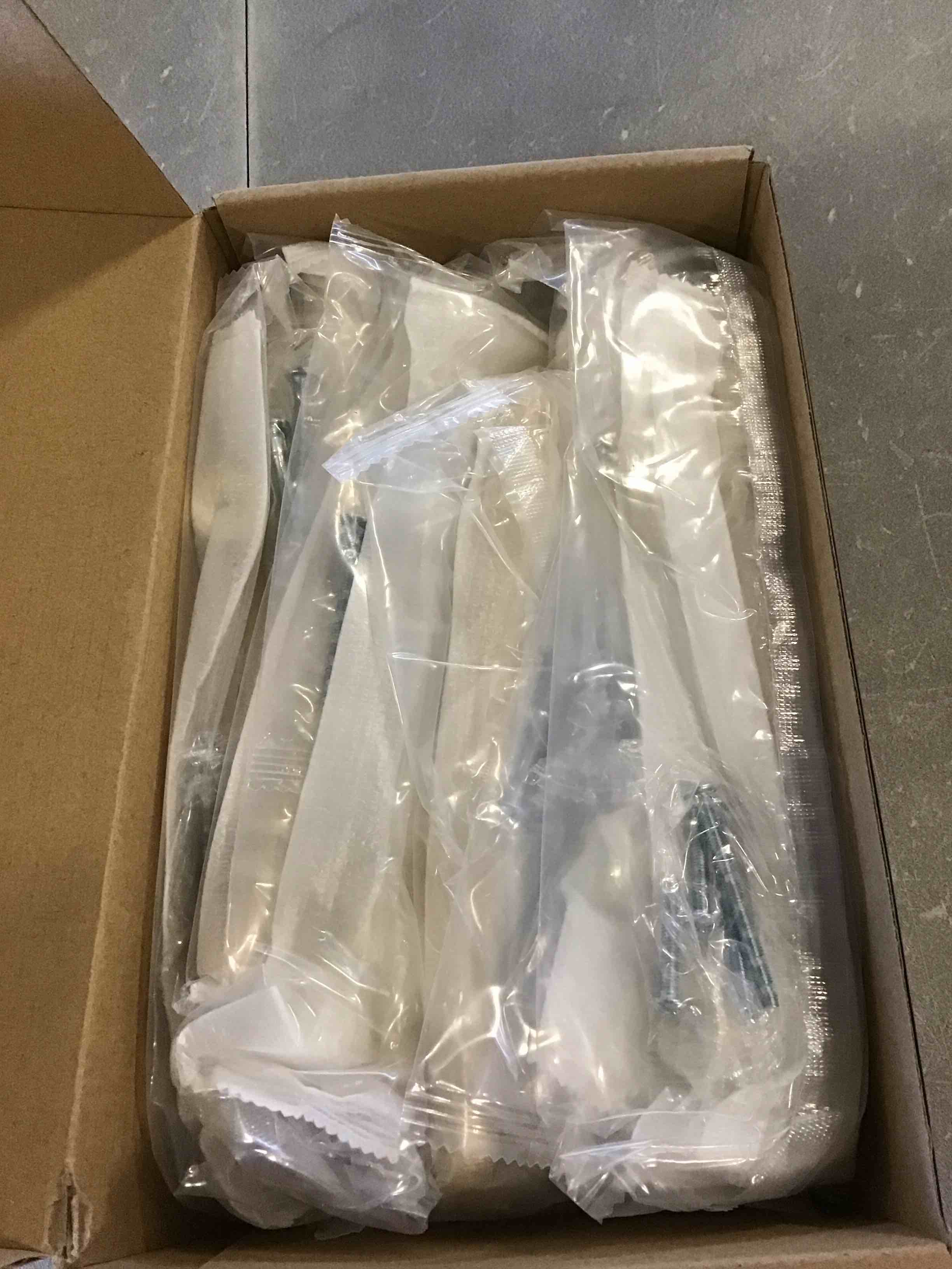 https://s3.amazonaws.com/lotting-images-prod/bidfta/PNK1259370_1734452368981.jpeg