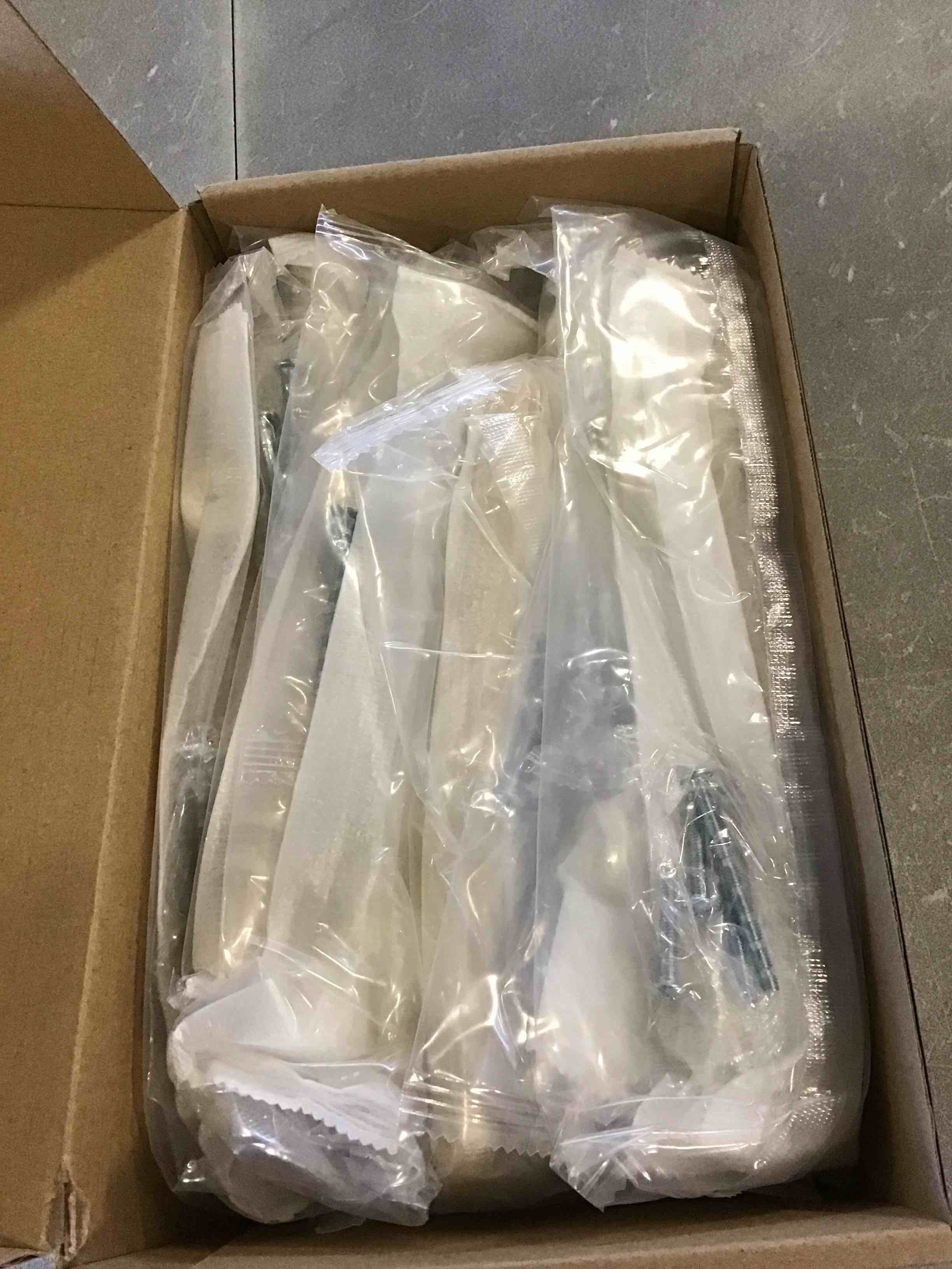 https://s3.amazonaws.com/lotting-images-prod/bidfta/PNK1259370_1734452370019.jpeg