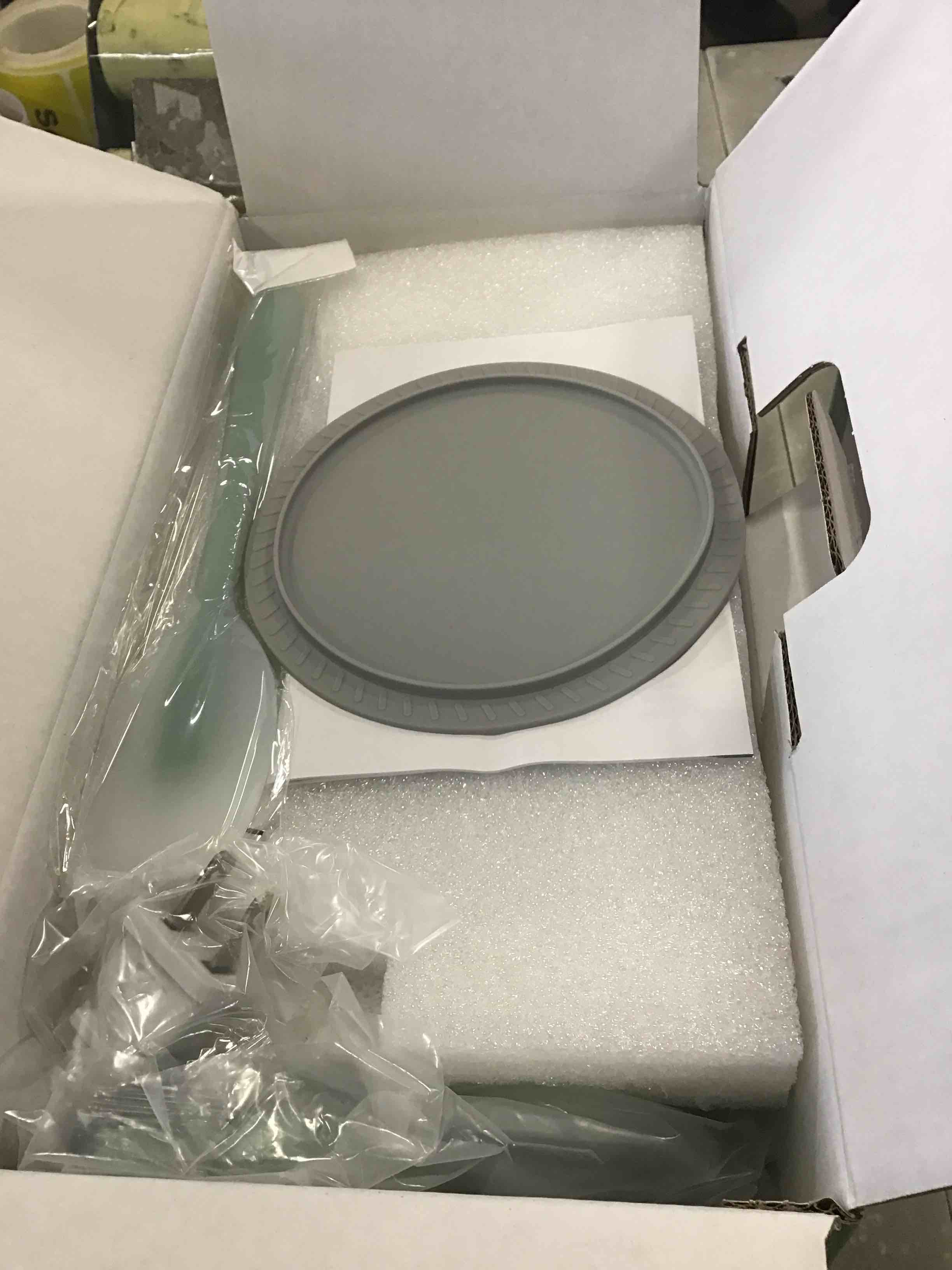 https://s3.amazonaws.com/lotting-images-prod/bidfta/PNK1260103_1734553741231.jpeg