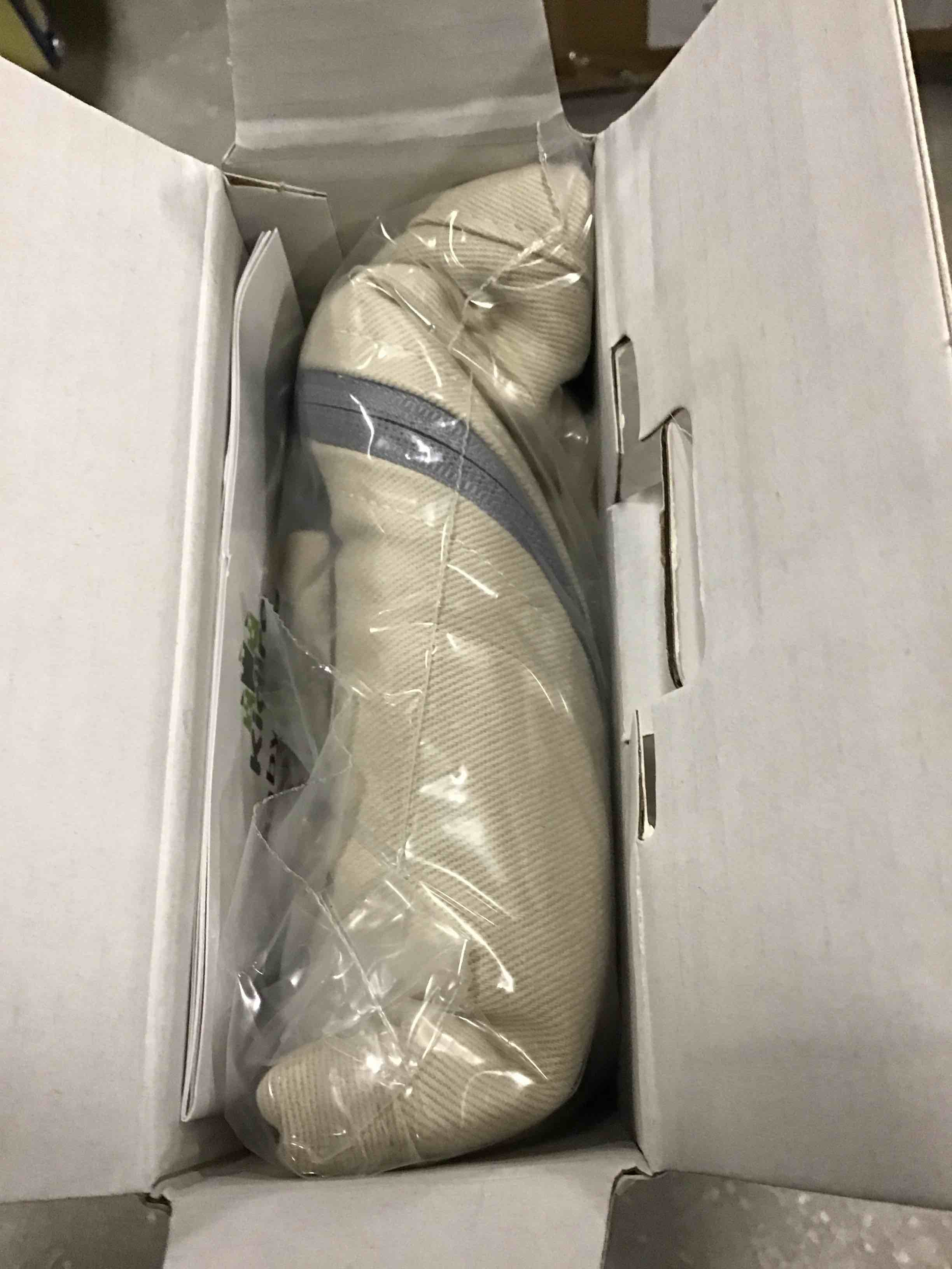 https://s3.amazonaws.com/lotting-images-prod/bidfta/PNK1260646_1734956952819.jpeg