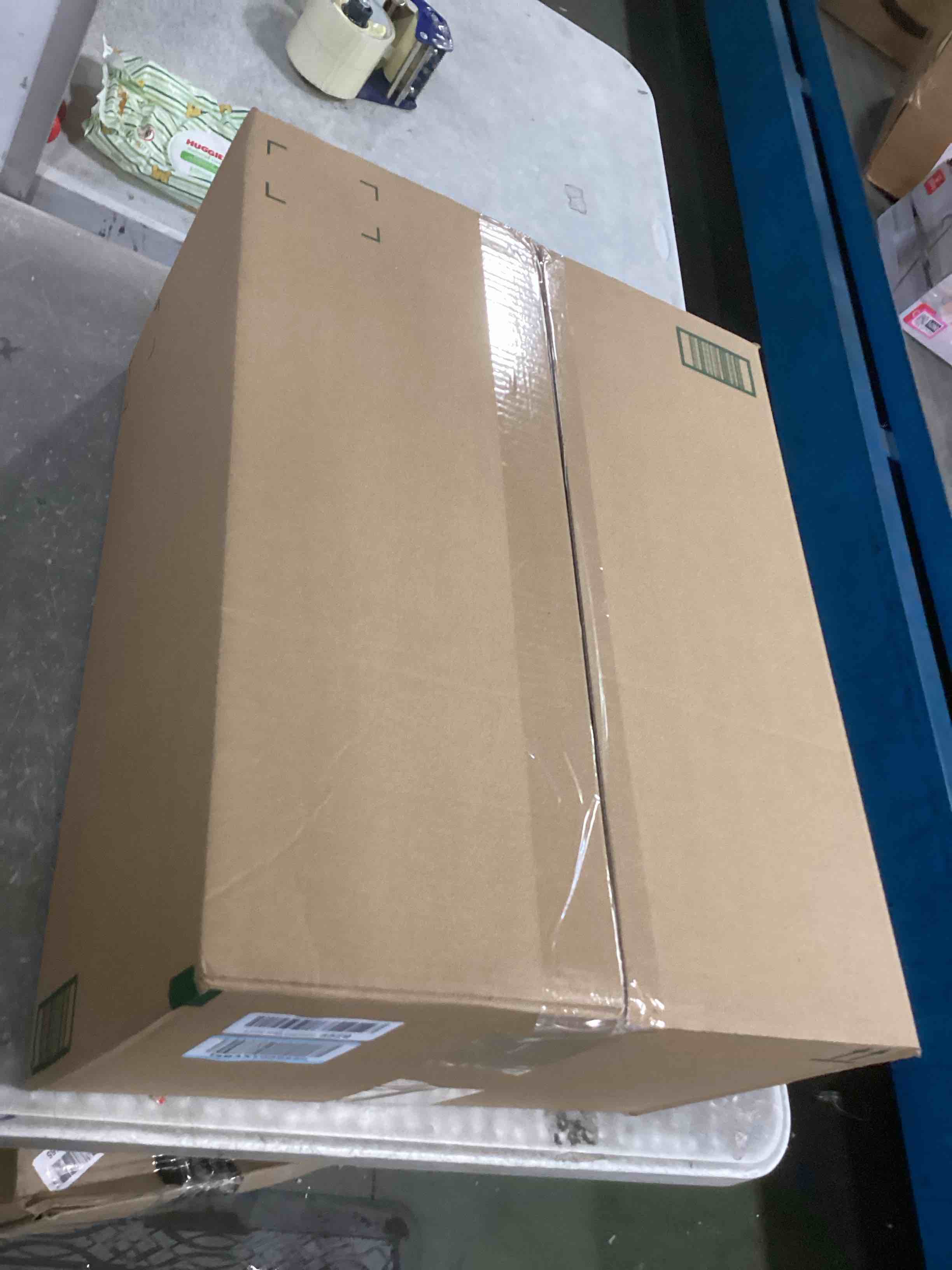 https://s3.amazonaws.com/lotting-images-prod/bidfta/PNK1261505_1734635075619.jpeg