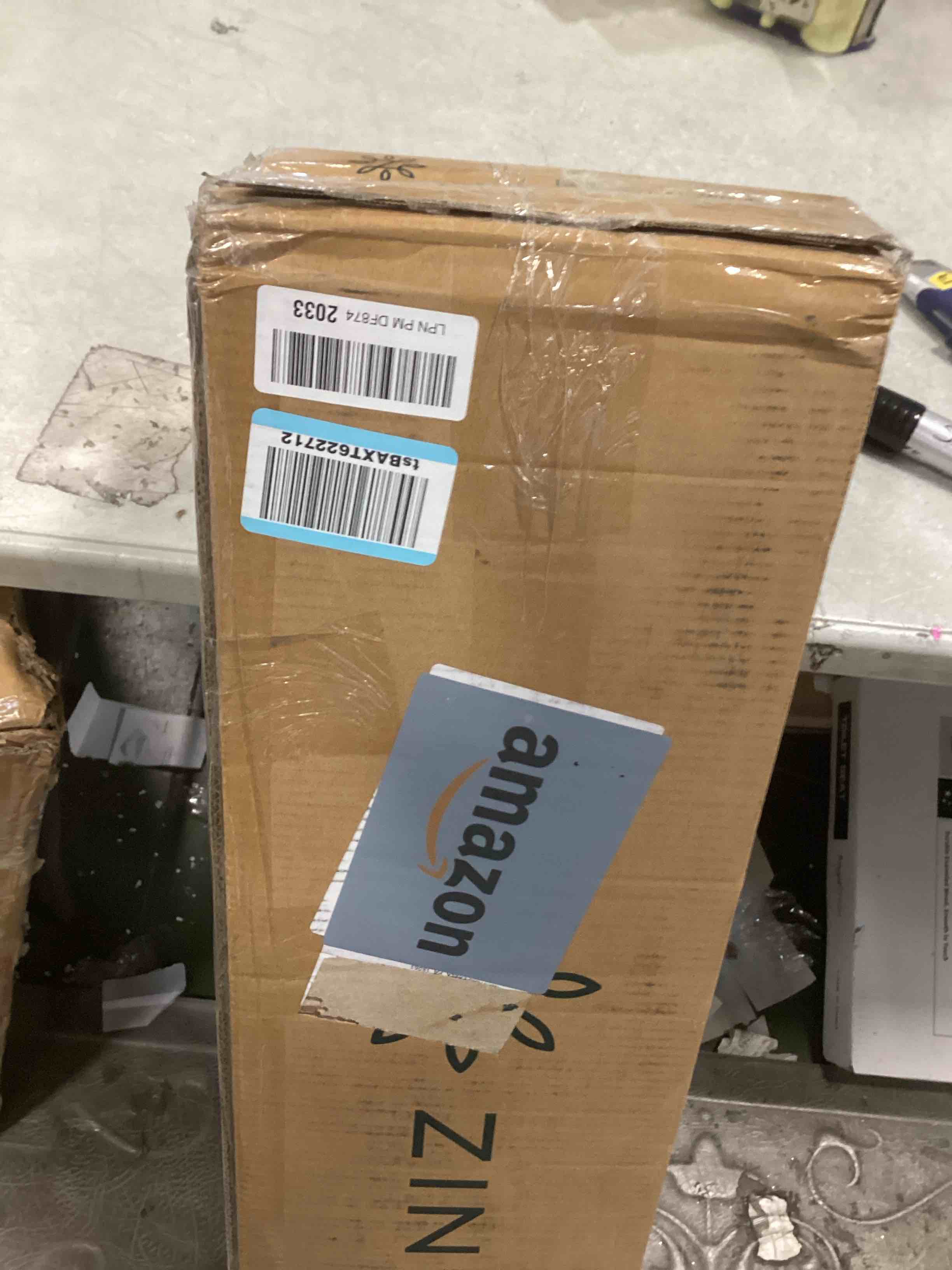 https://s3.amazonaws.com/lotting-images-prod/bidfta/PNK1261750_1734719623945.jpeg