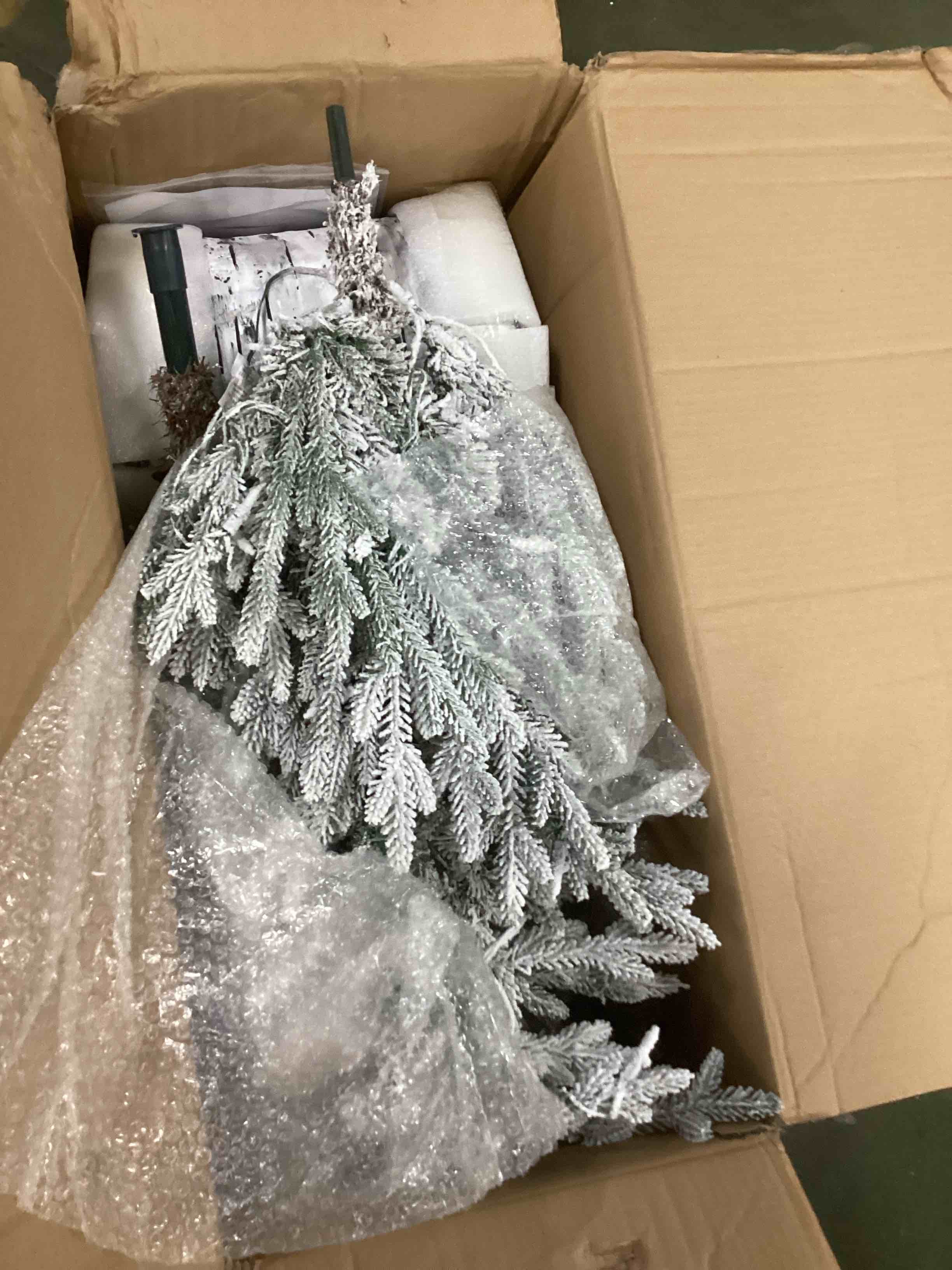 https://s3.amazonaws.com/lotting-images-prod/bidfta/PNK1261797_1734709421764.jpeg