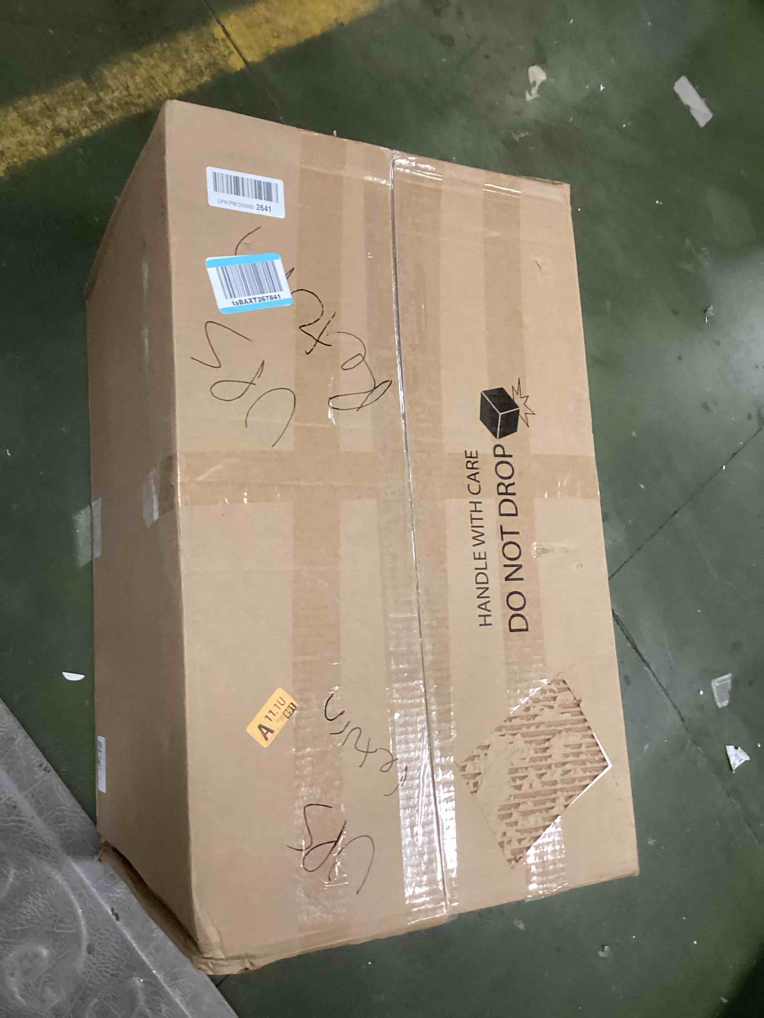https://s3.amazonaws.com/lotting-images-prod/bidfta/PNK1261800_1734709206238.jpeg