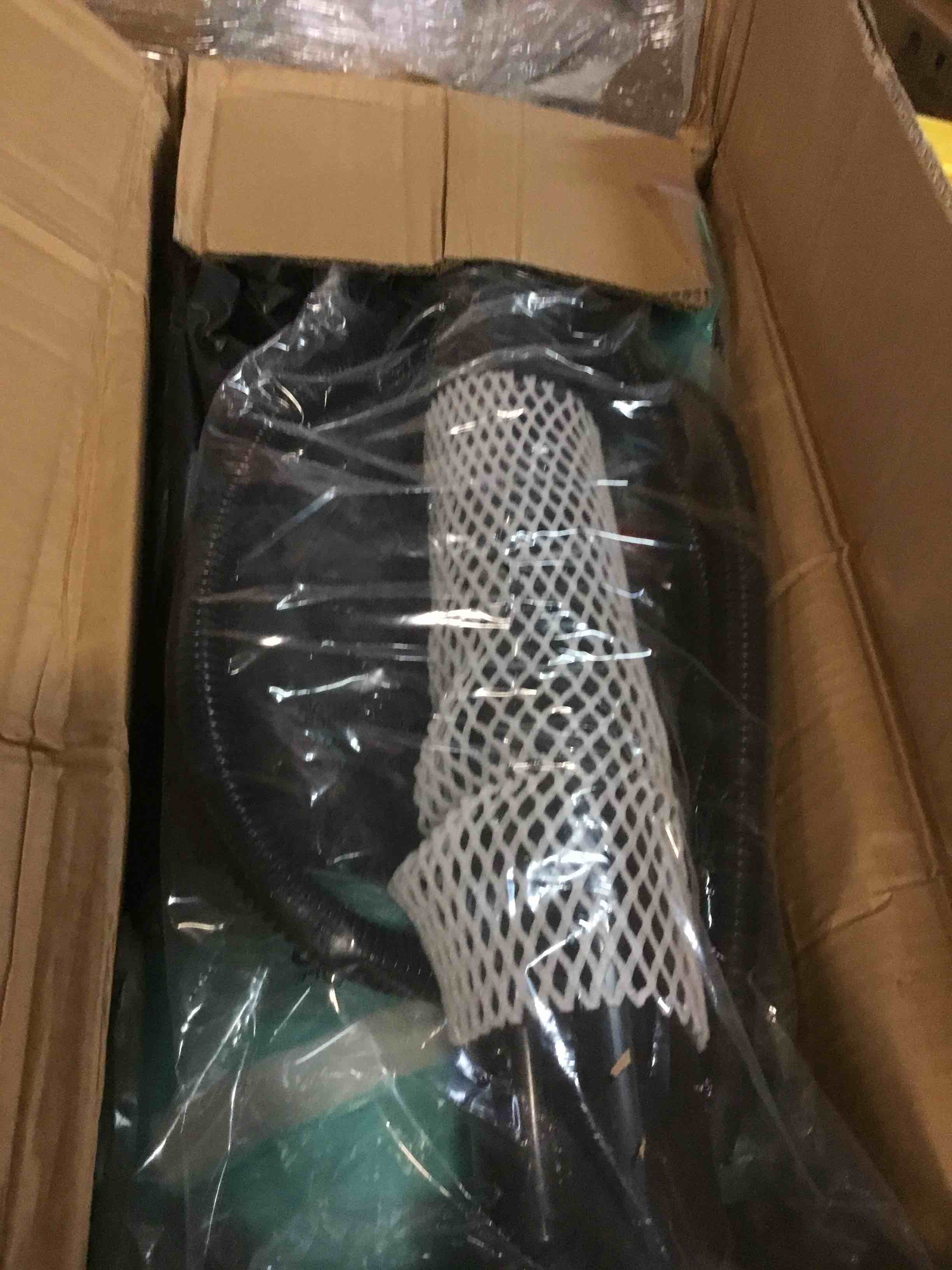 https://s3.amazonaws.com/lotting-images-prod/bidfta/PNK1262184_1736003413675.jpeg