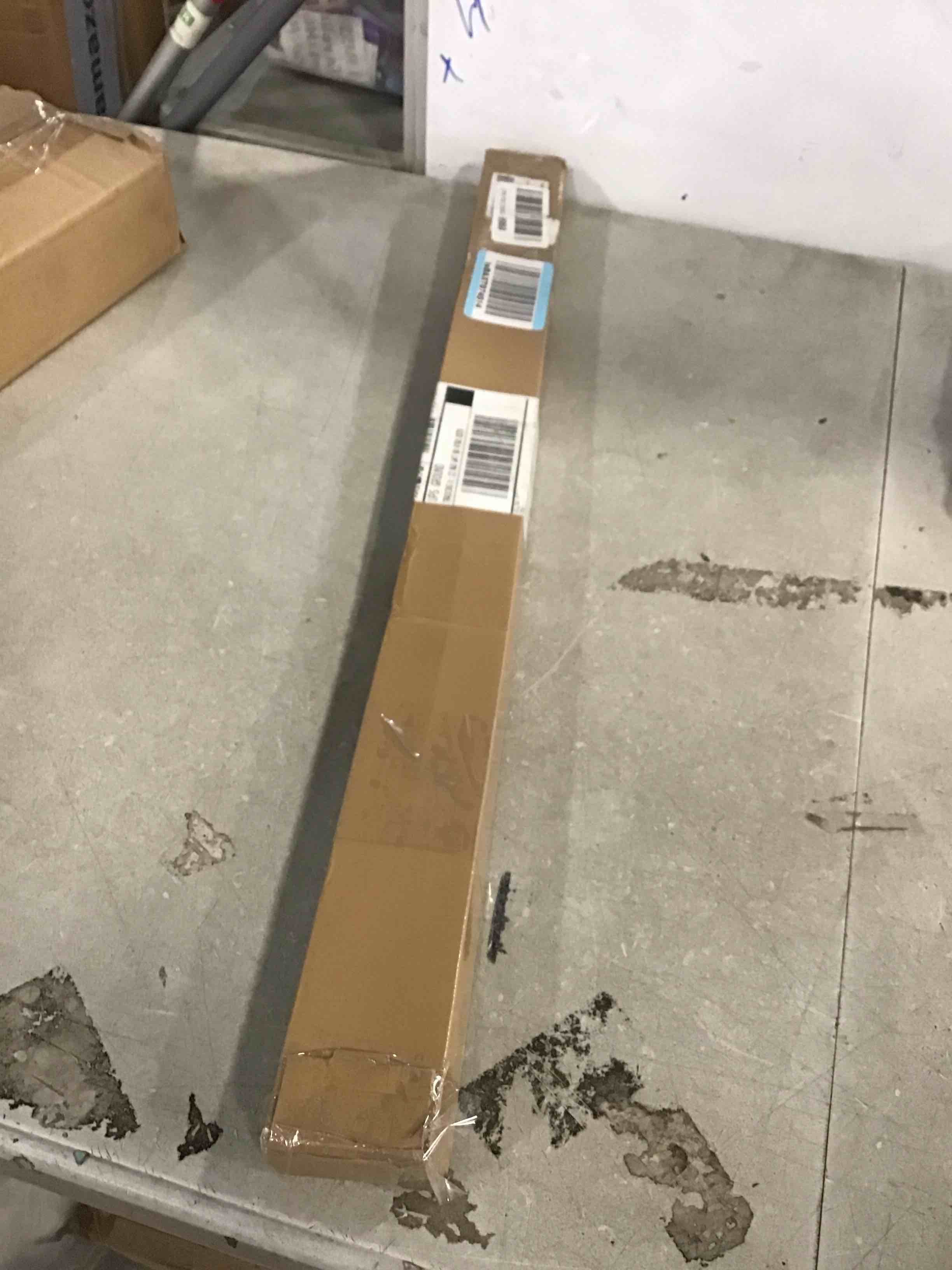 https://s3.amazonaws.com/lotting-images-prod/bidfta/PNK1262297_1736605722275.jpeg