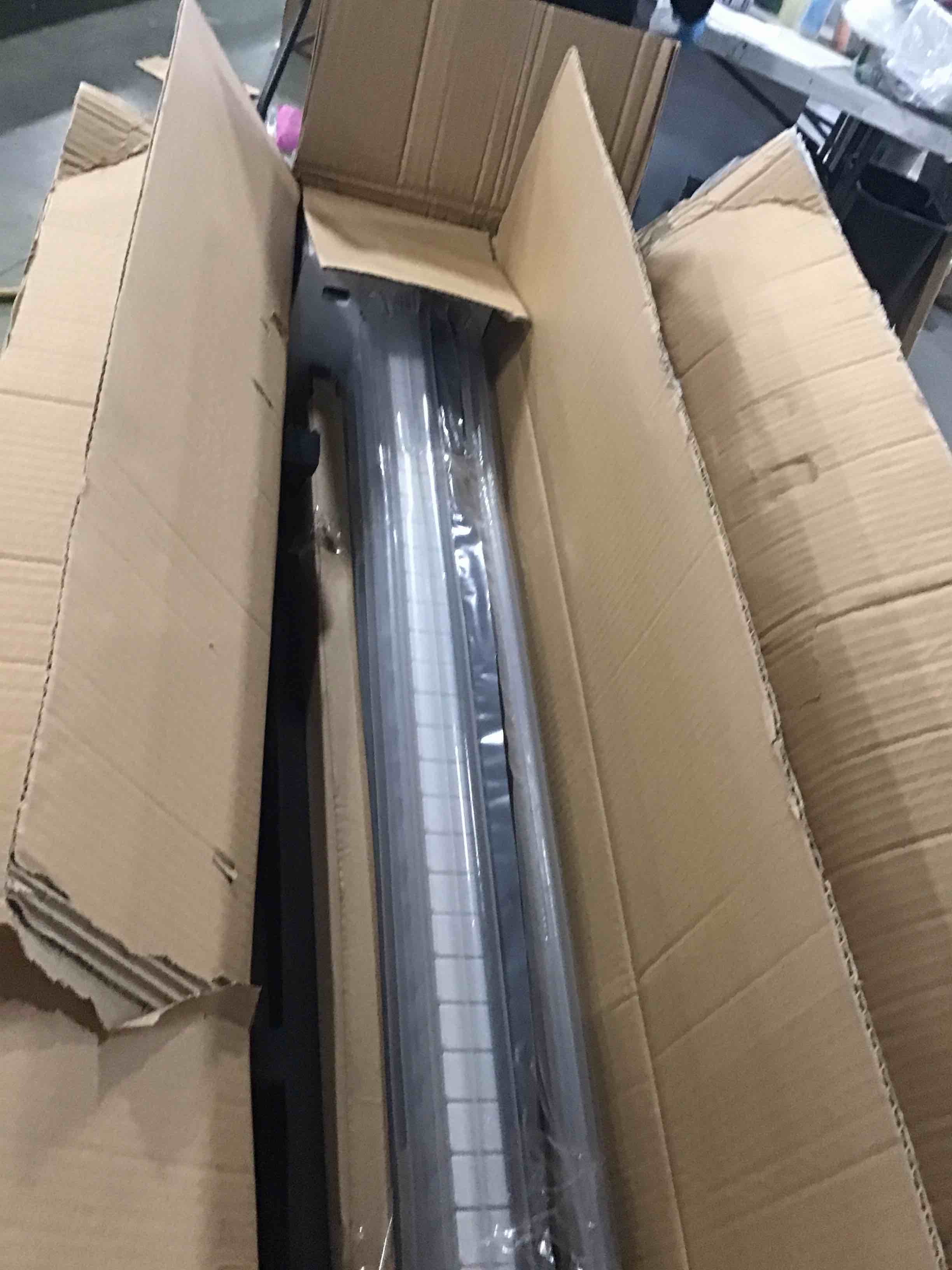 https://s3.amazonaws.com/lotting-images-prod/bidfta/PNK1262313_1736608114153.jpeg