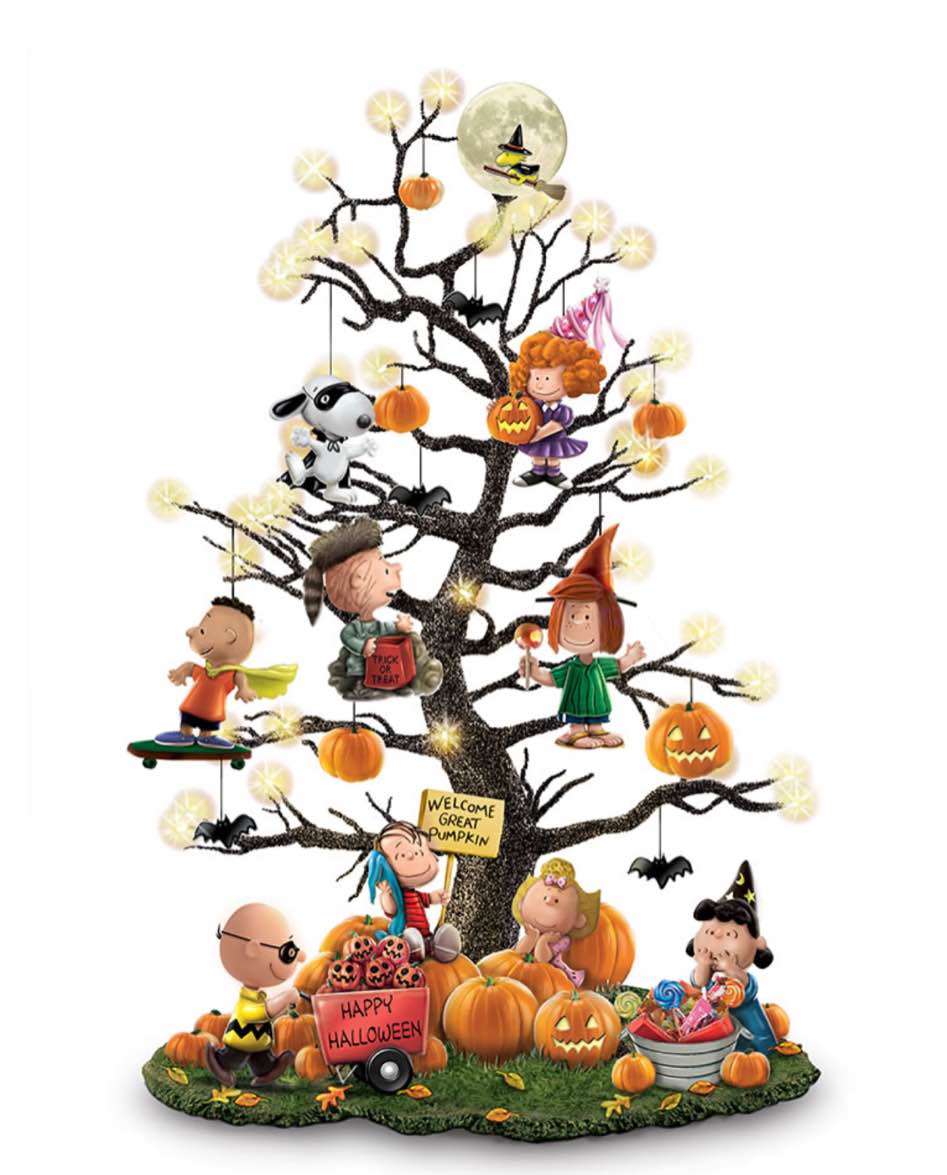 The Peanuts "It's The Great Pumpkin" Illuminated Halloween Tree
