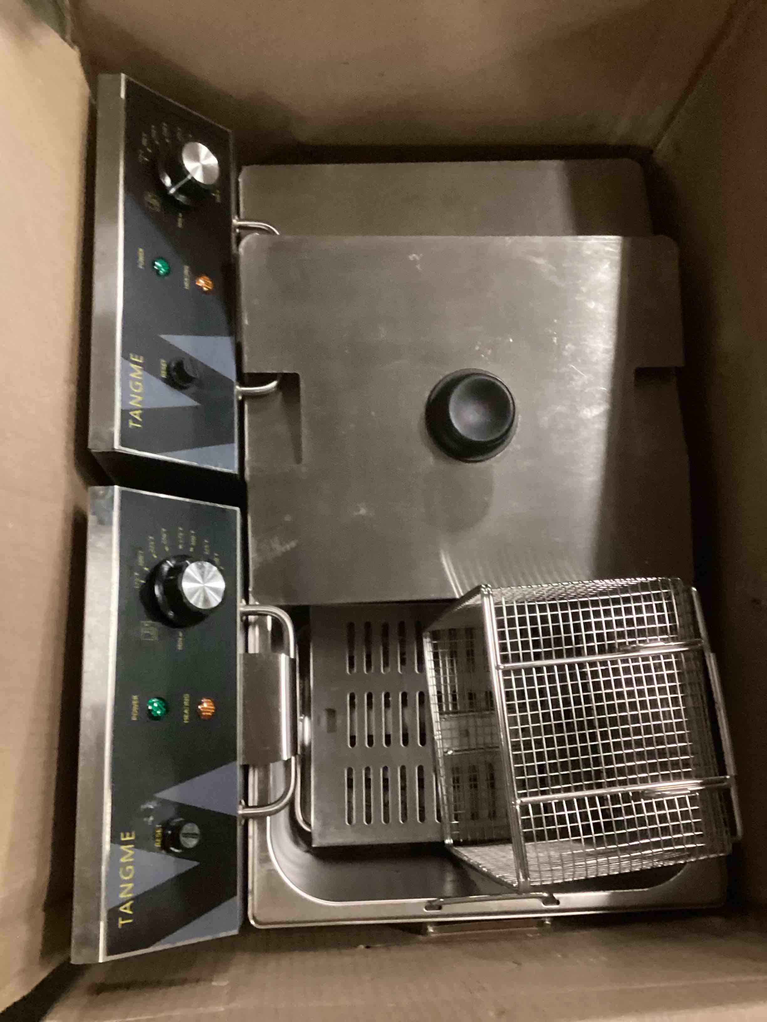 https://s3.amazonaws.com/lotting-images-prod/bidfta/PNK1263478_1737579326191.jpeg