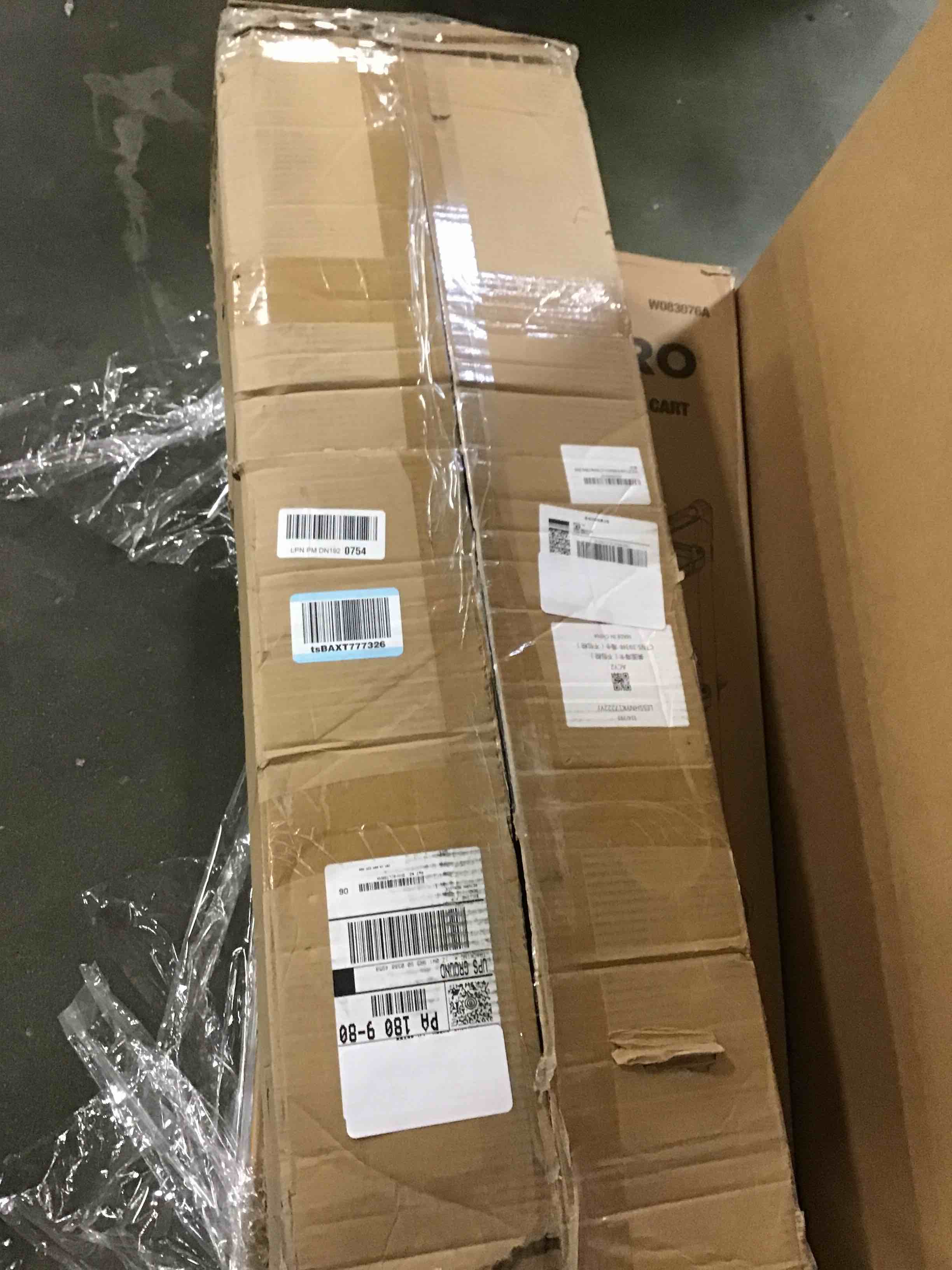 https://s3.amazonaws.com/lotting-images-prod/bidfta/PNK1263551_1737644272842.jpeg