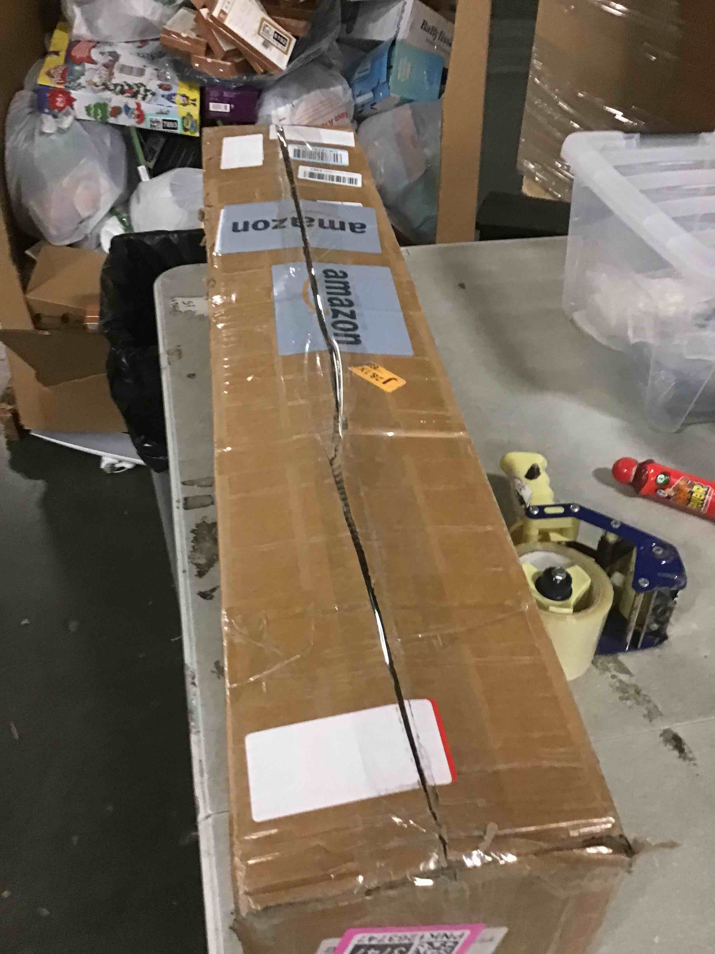 https://s3.amazonaws.com/lotting-images-prod/bidfta/PNK1263747_1737666844951.jpeg