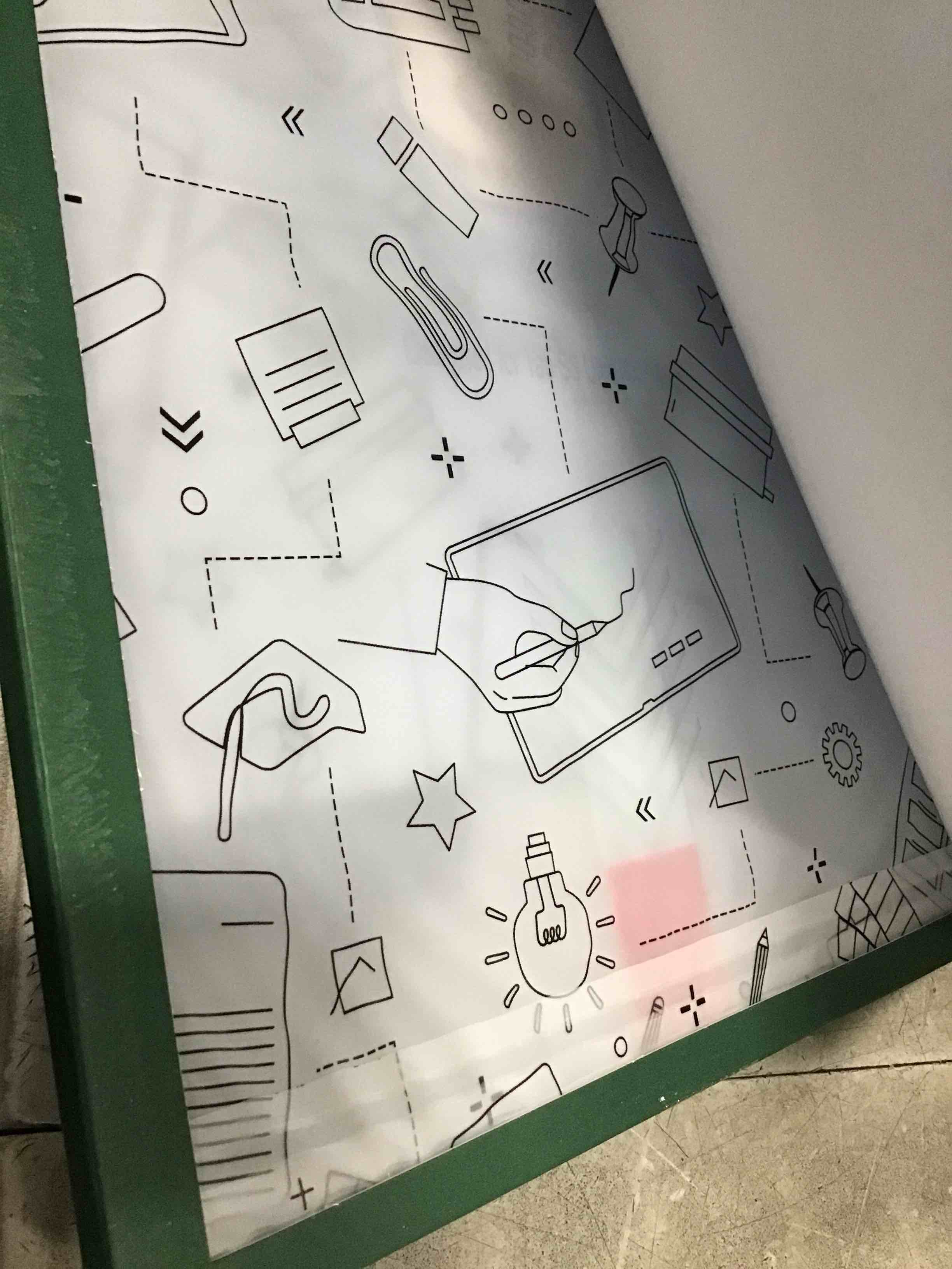 https://s3.amazonaws.com/lotting-images-prod/bidfta/PNK1267281_1733766655601.jpeg
