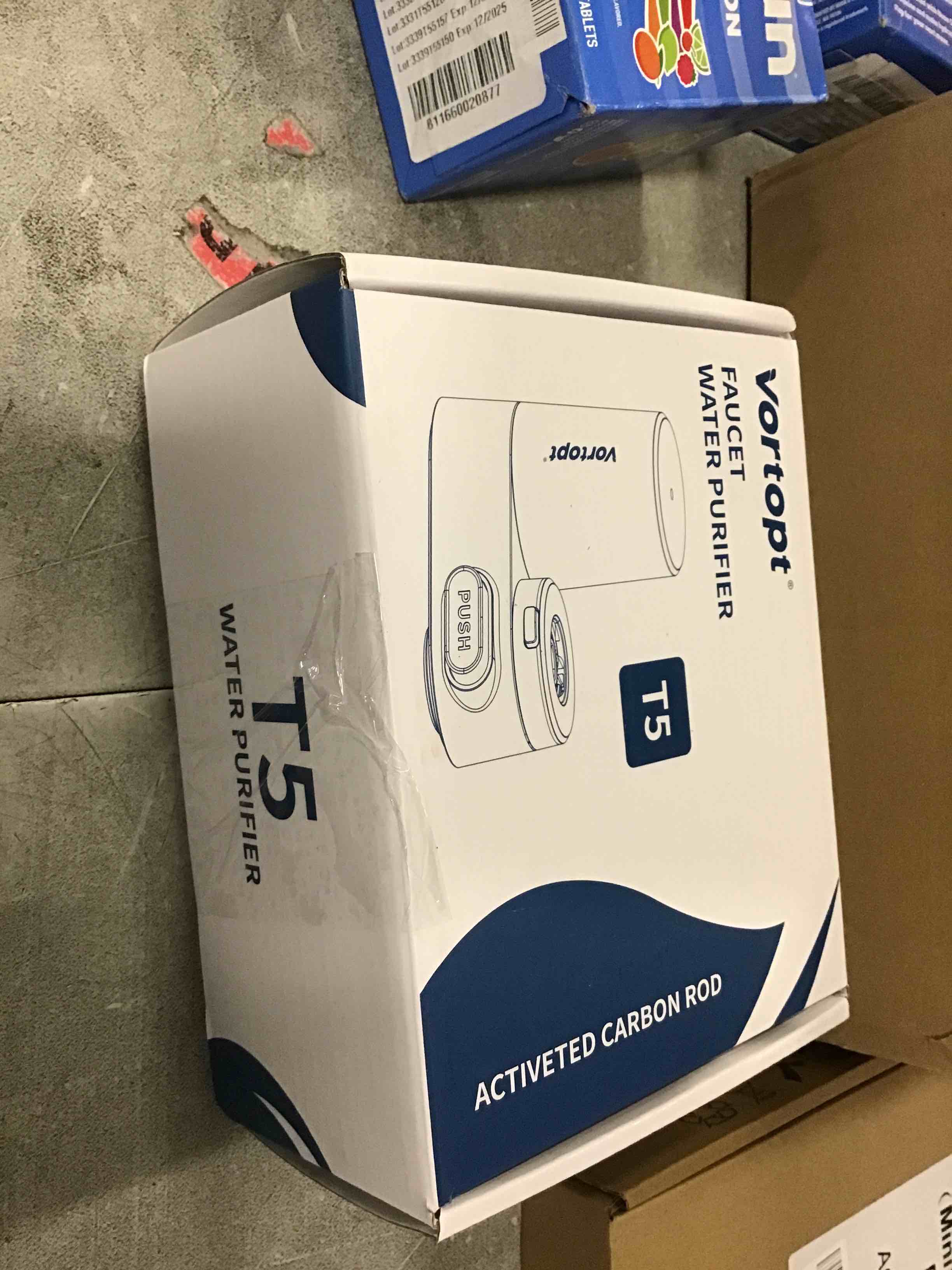 https://s3.amazonaws.com/lotting-images-prod/bidfta/PNK1269578_1734617241104.jpeg