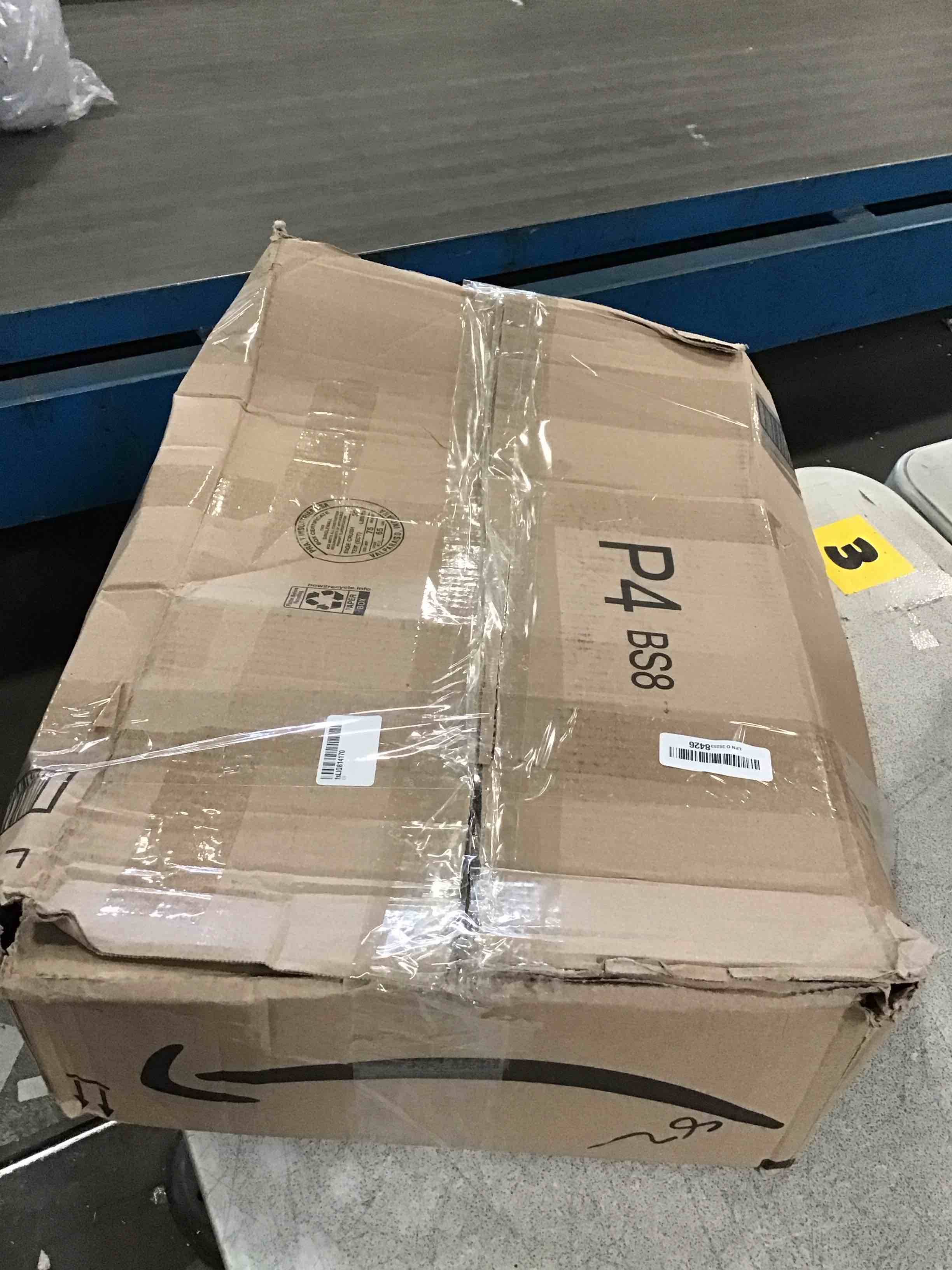 https://s3.amazonaws.com/lotting-images-prod/bidfta/PNK1270043_1734110138107.jpeg