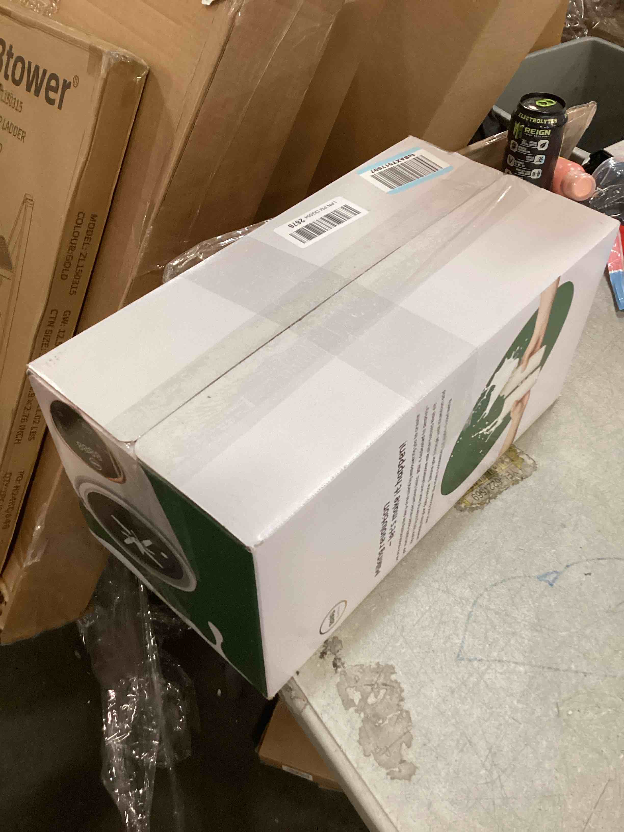 https://s3.amazonaws.com/lotting-images-prod/bidfta/PNK1270258_1734194910134.jpeg