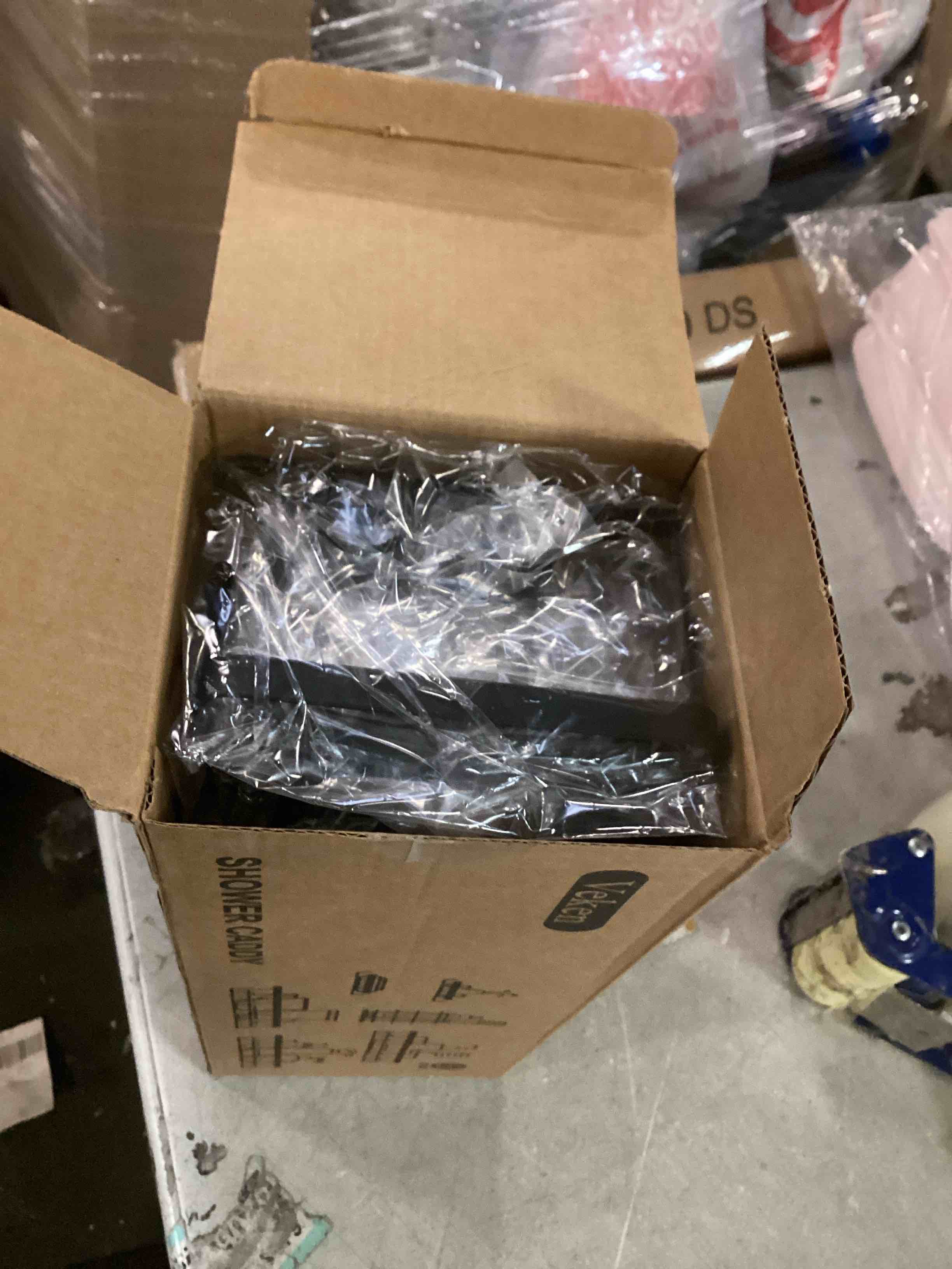 https://s3.amazonaws.com/lotting-images-prod/bidfta/PNK1270505_1734377788163.jpeg