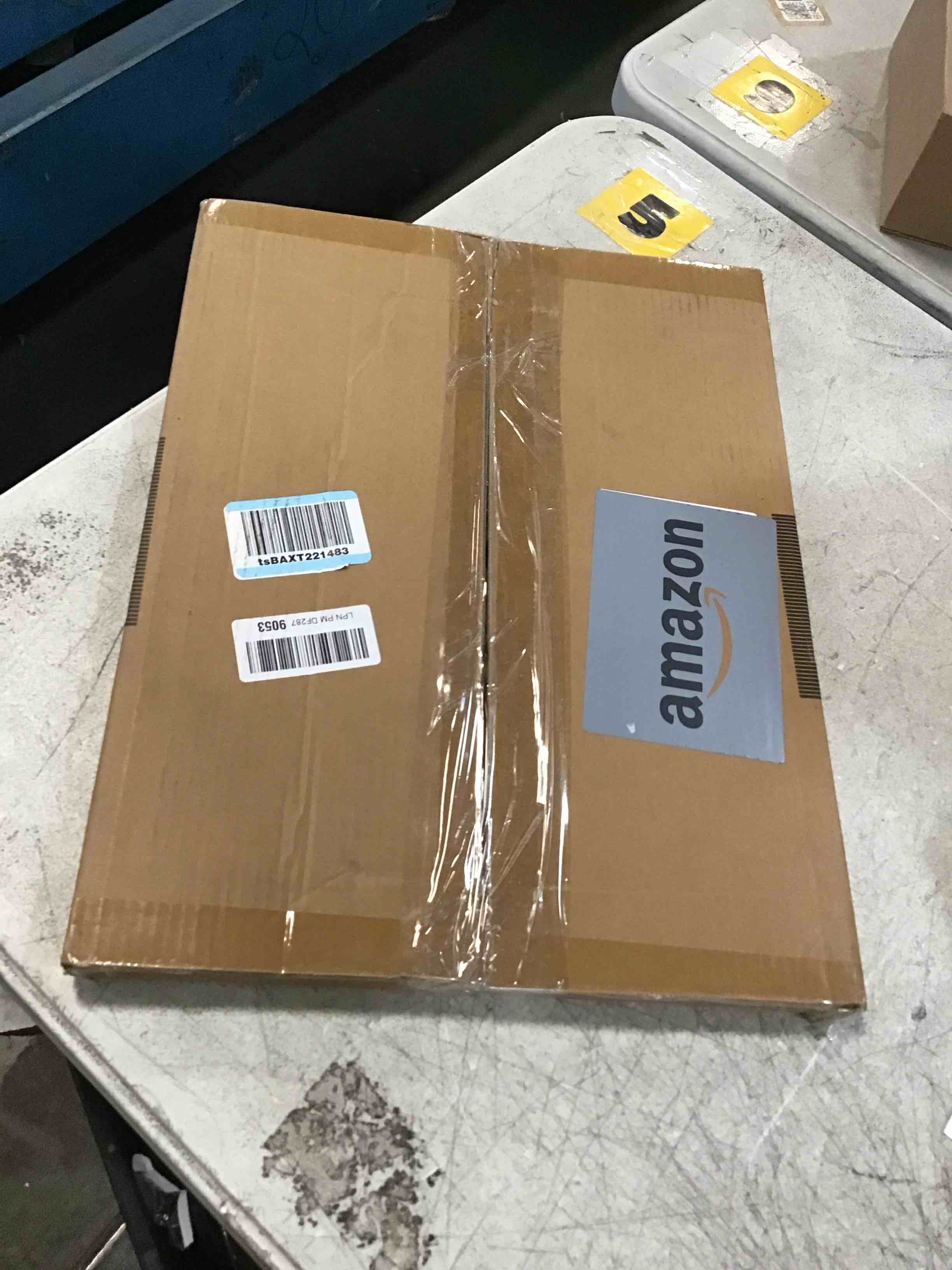 https://s3.amazonaws.com/lotting-images-prod/bidfta/PNK1270731_1734459536809.jpeg