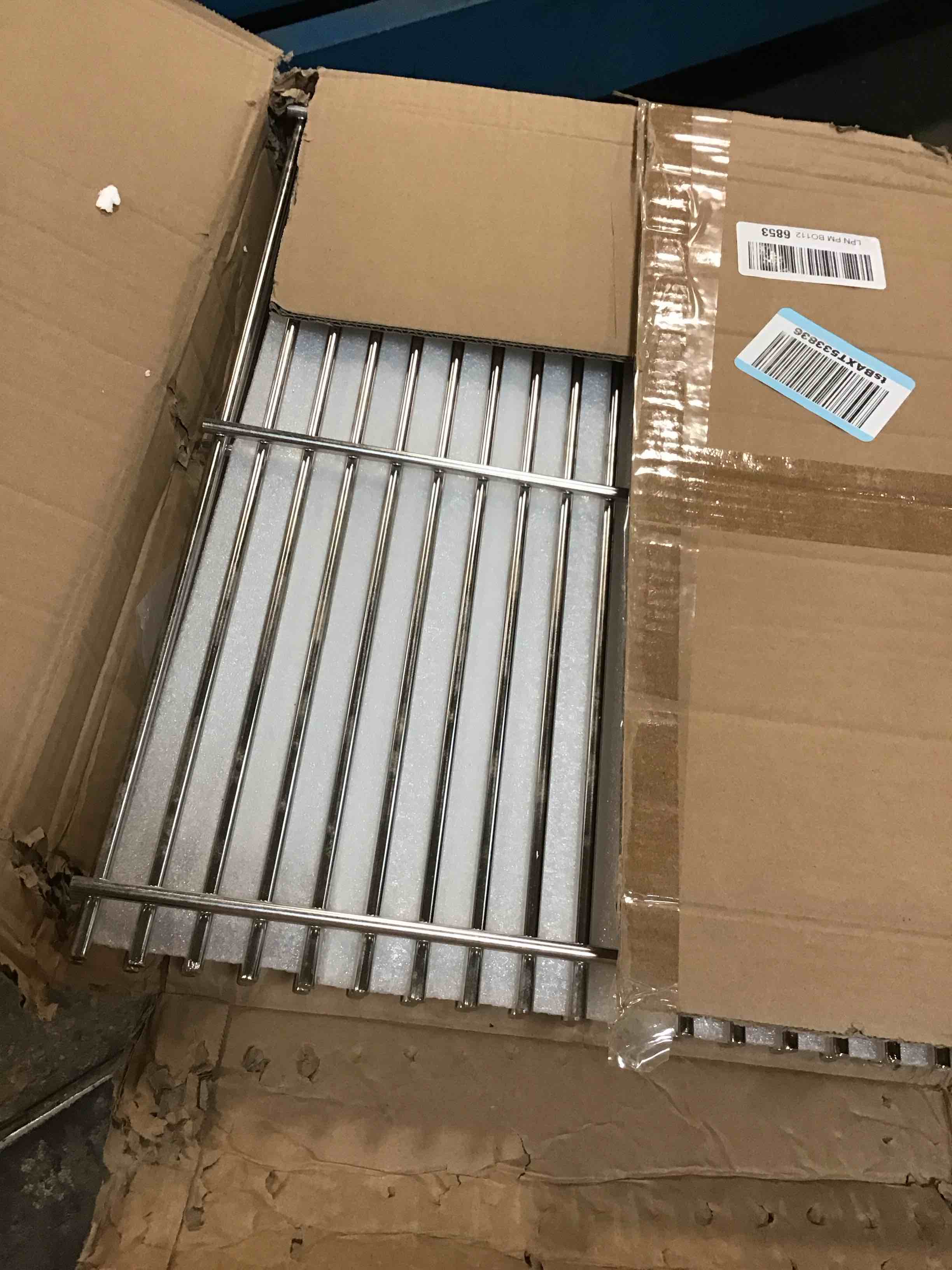https://s3.amazonaws.com/lotting-images-prod/bidfta/PNK1271121_1734615986354.jpeg