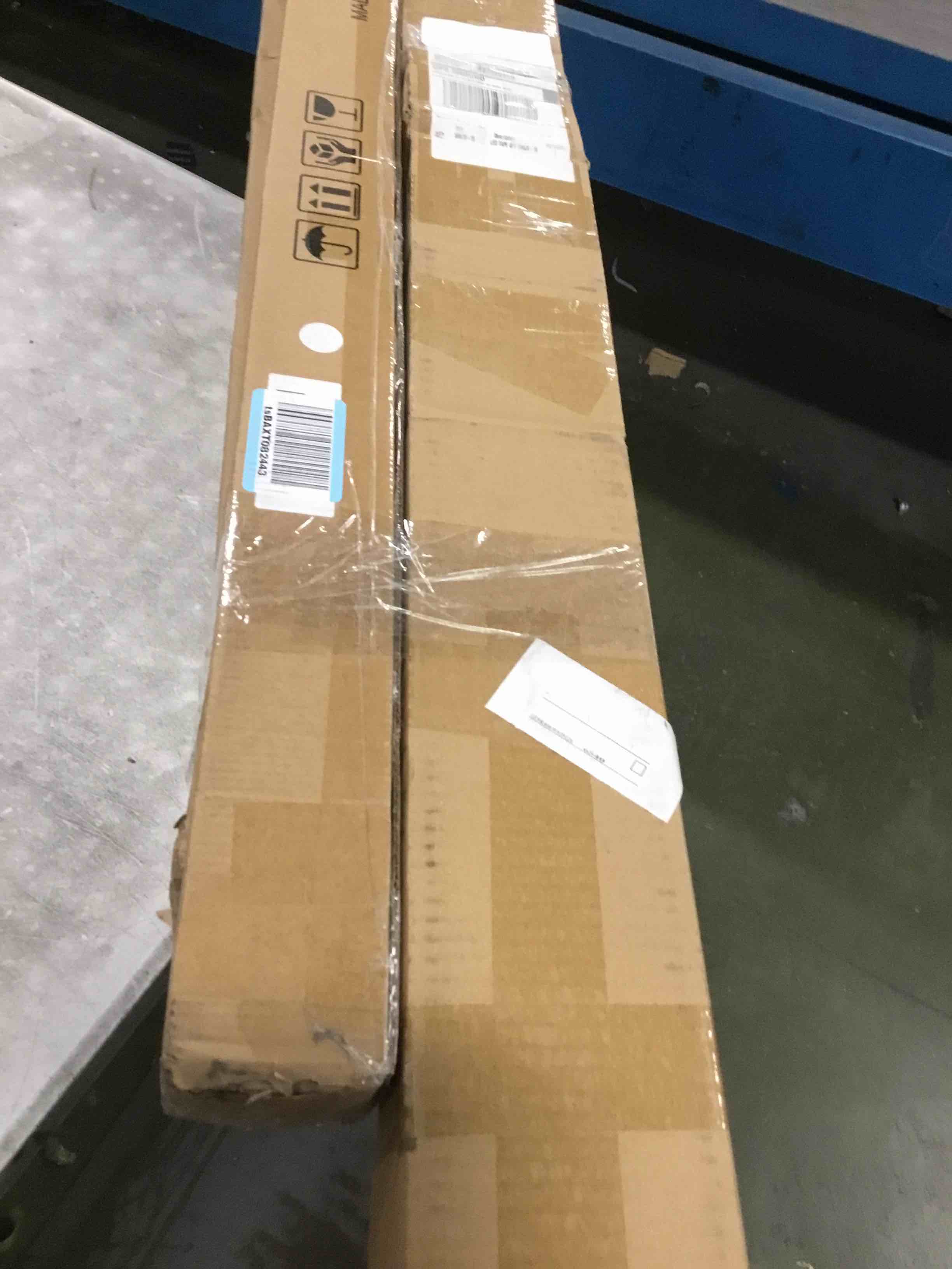 https://s3.amazonaws.com/lotting-images-prod/bidfta/PNK1272027_1738271698172.jpeg