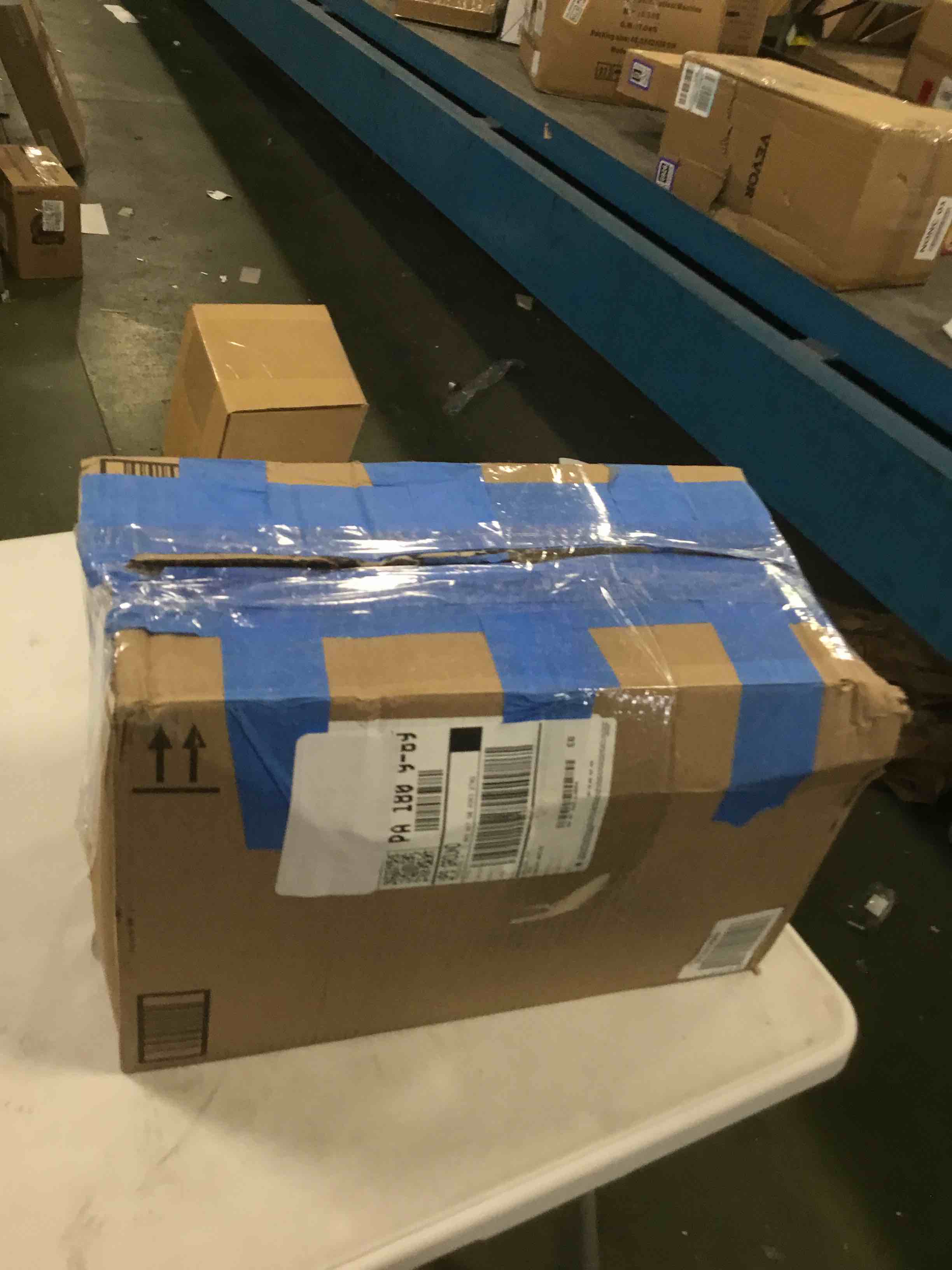 https://s3.amazonaws.com/lotting-images-prod/bidfta/PNK1272465_1738348232051.jpeg