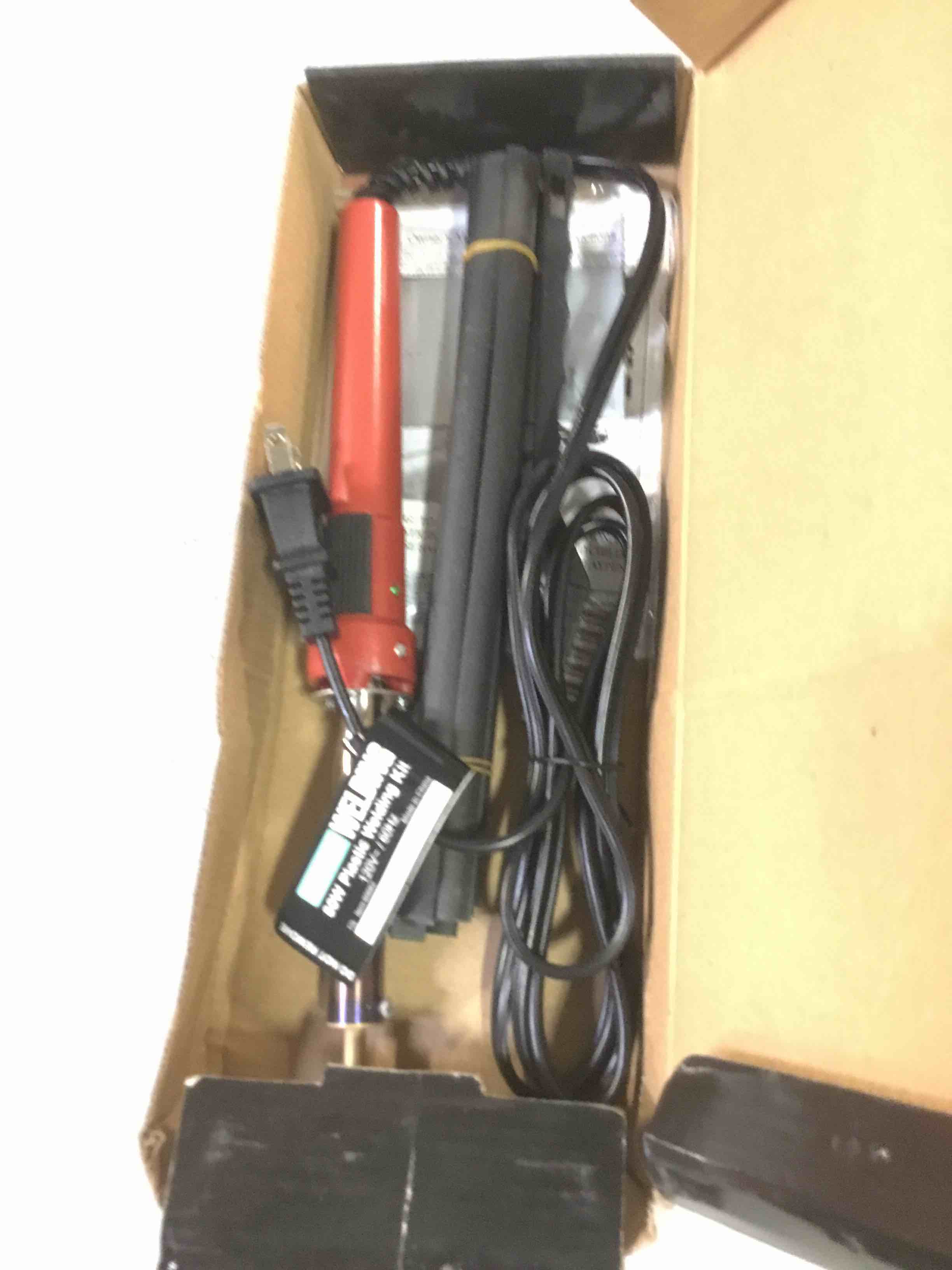 https://s3.amazonaws.com/lotting-images-prod/bidfta/PNK1272991_1738698565952.jpeg