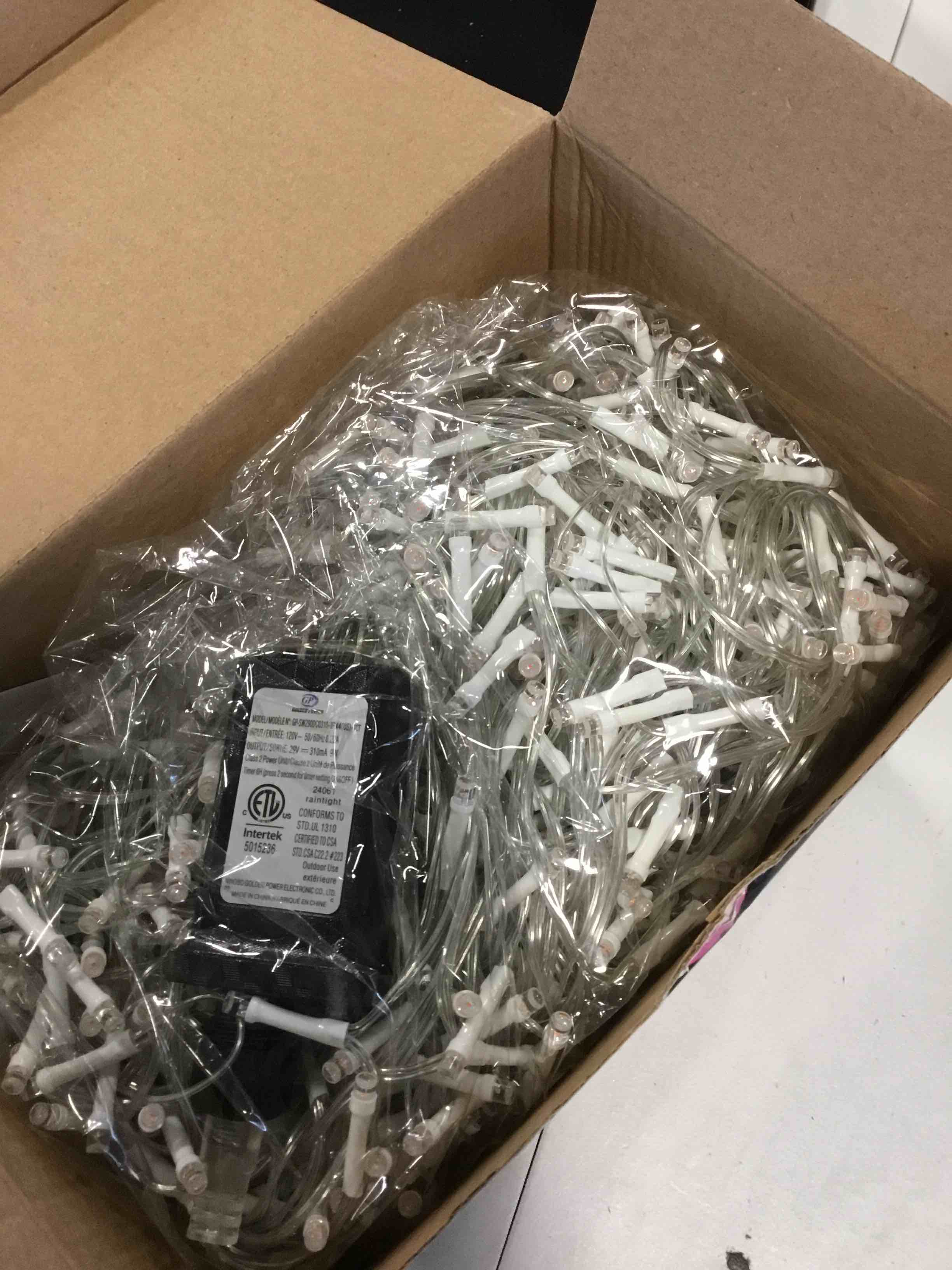 https://s3.amazonaws.com/lotting-images-prod/bidfta/PNK1273782_1734191587987.jpeg
