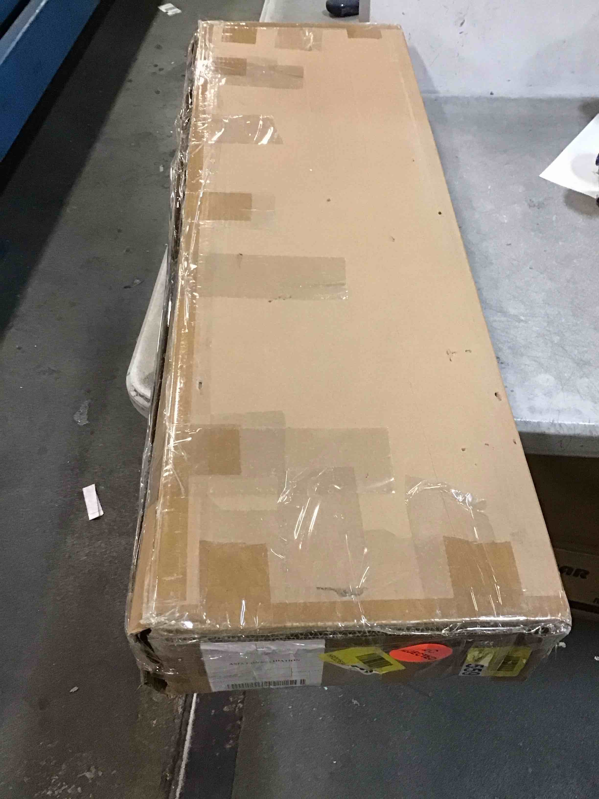 https://s3.amazonaws.com/lotting-images-prod/bidfta/PNK1276251_1734058277711.jpeg