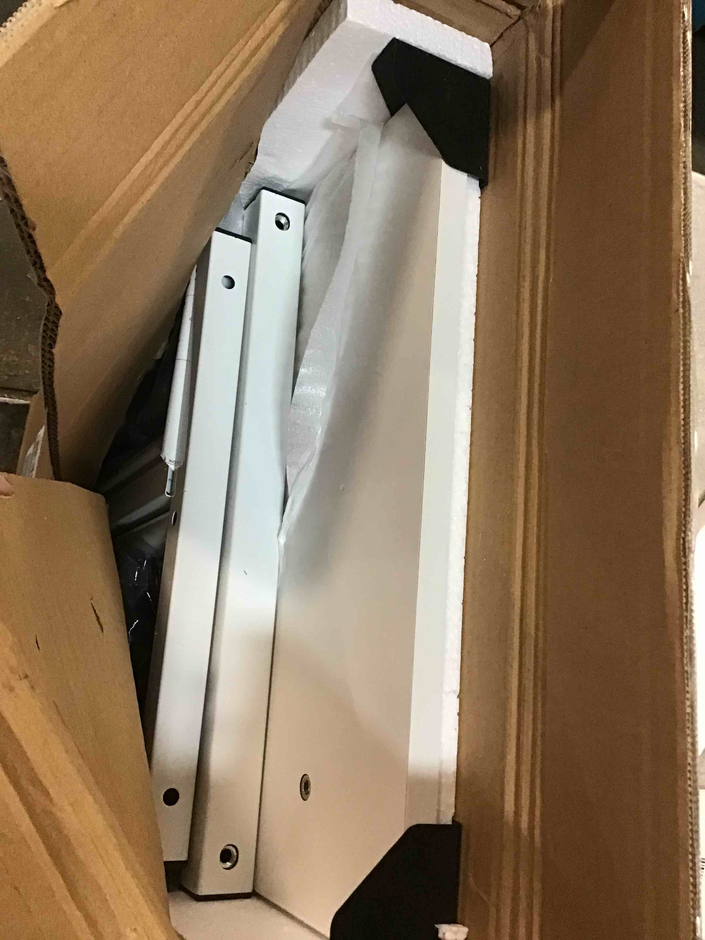 https://s3.amazonaws.com/lotting-images-prod/bidfta/PNK1276776_1734499166847.jpeg