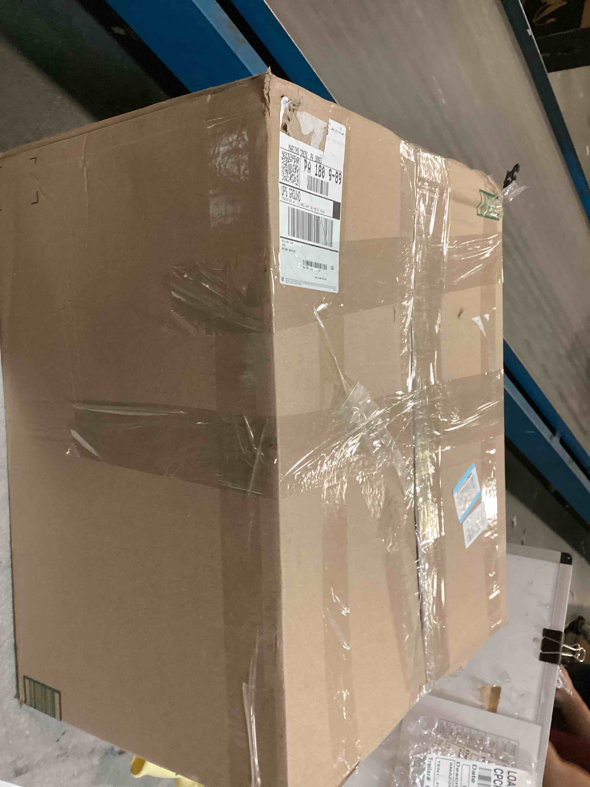 https://s3.amazonaws.com/lotting-images-prod/bidfta/PNK1276898_1734572594401.jpeg