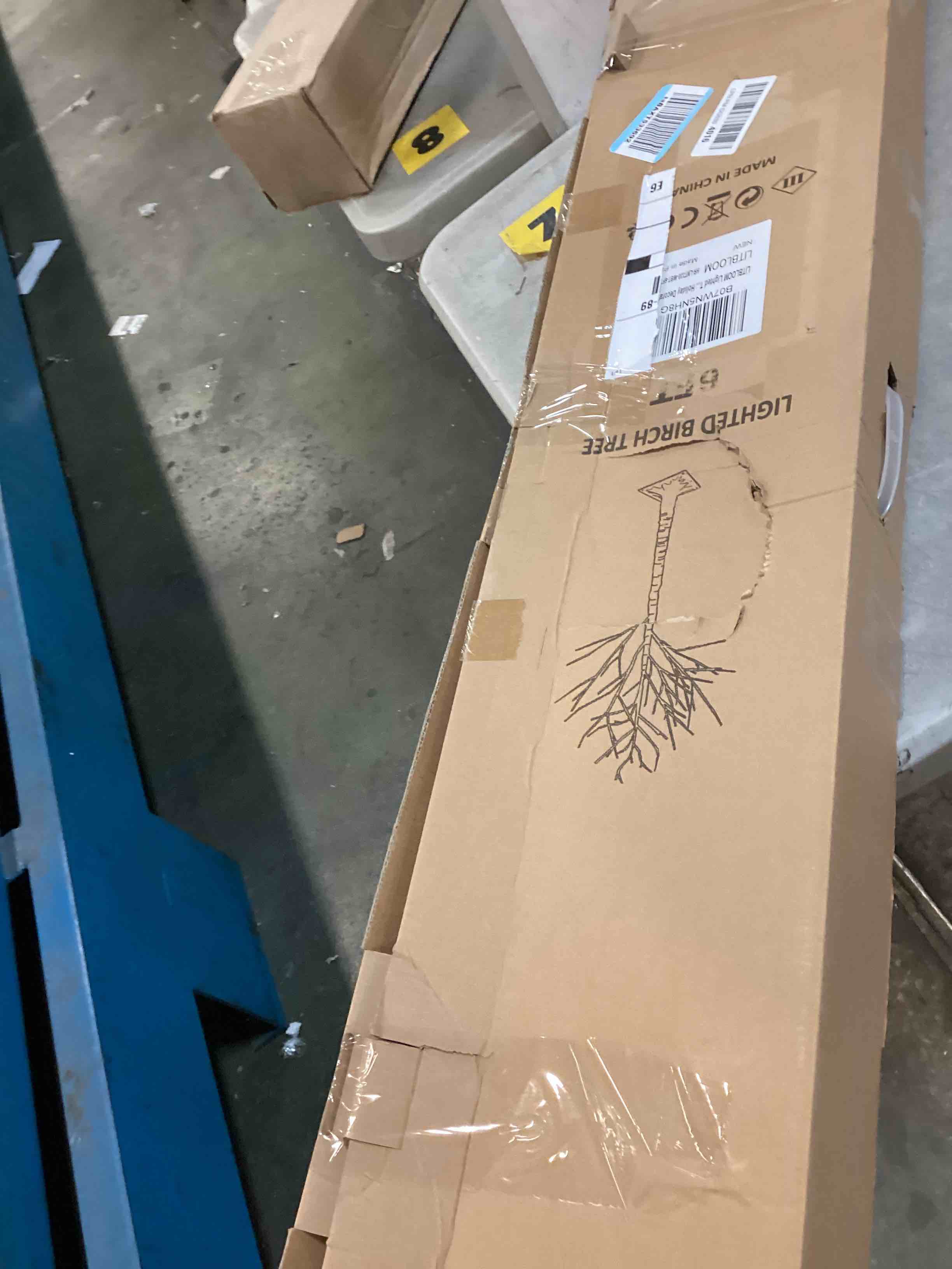 https://s3.amazonaws.com/lotting-images-prod/bidfta/PNK1276925_1734578537519.jpeg
