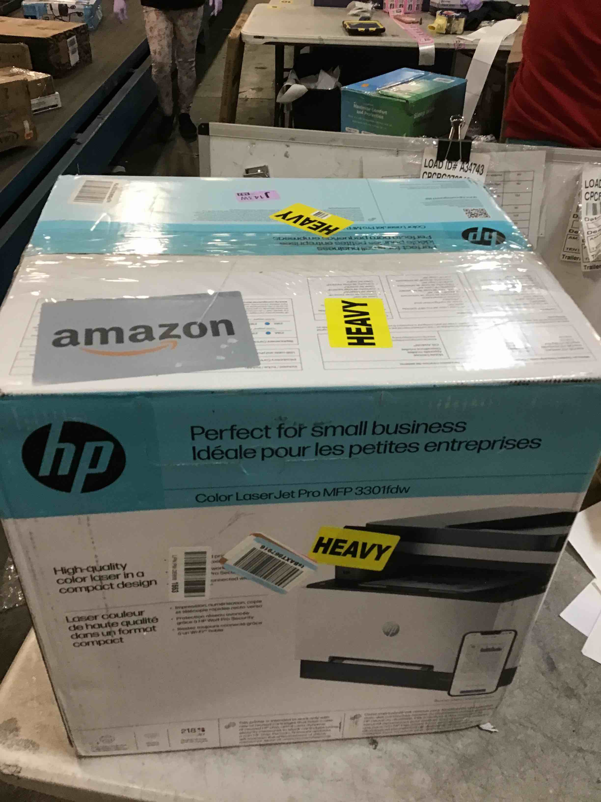 https://s3.amazonaws.com/lotting-images-prod/bidfta/PNK1277182_1734672452617.jpeg