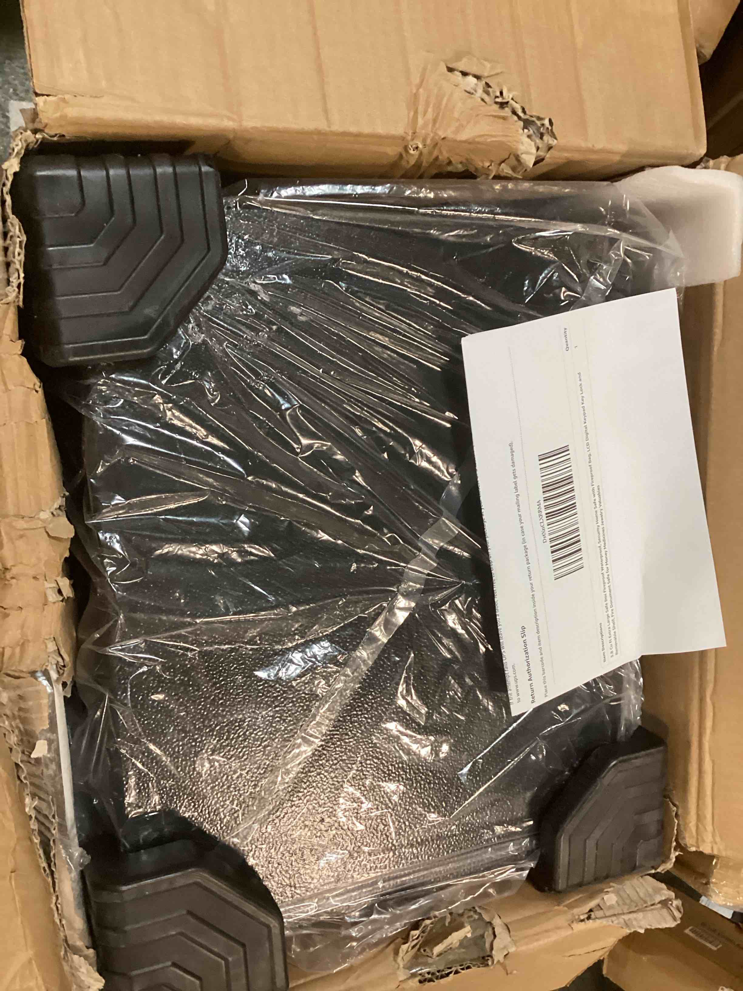https://s3.amazonaws.com/lotting-images-prod/bidfta/PNK1277814_1735615682183.jpeg