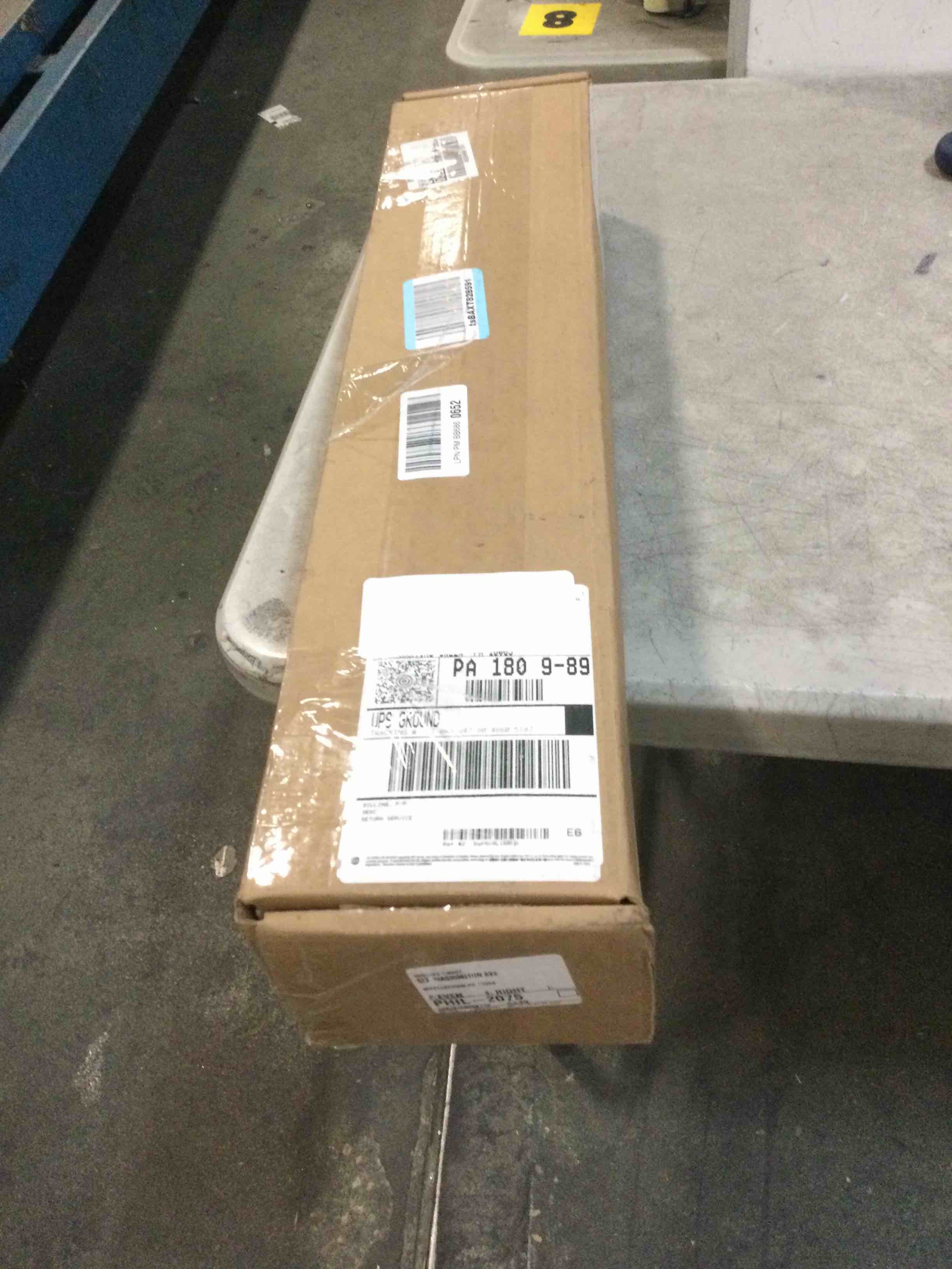 https://s3.amazonaws.com/lotting-images-prod/bidfta/PNK1278313_1735946113862.jpeg