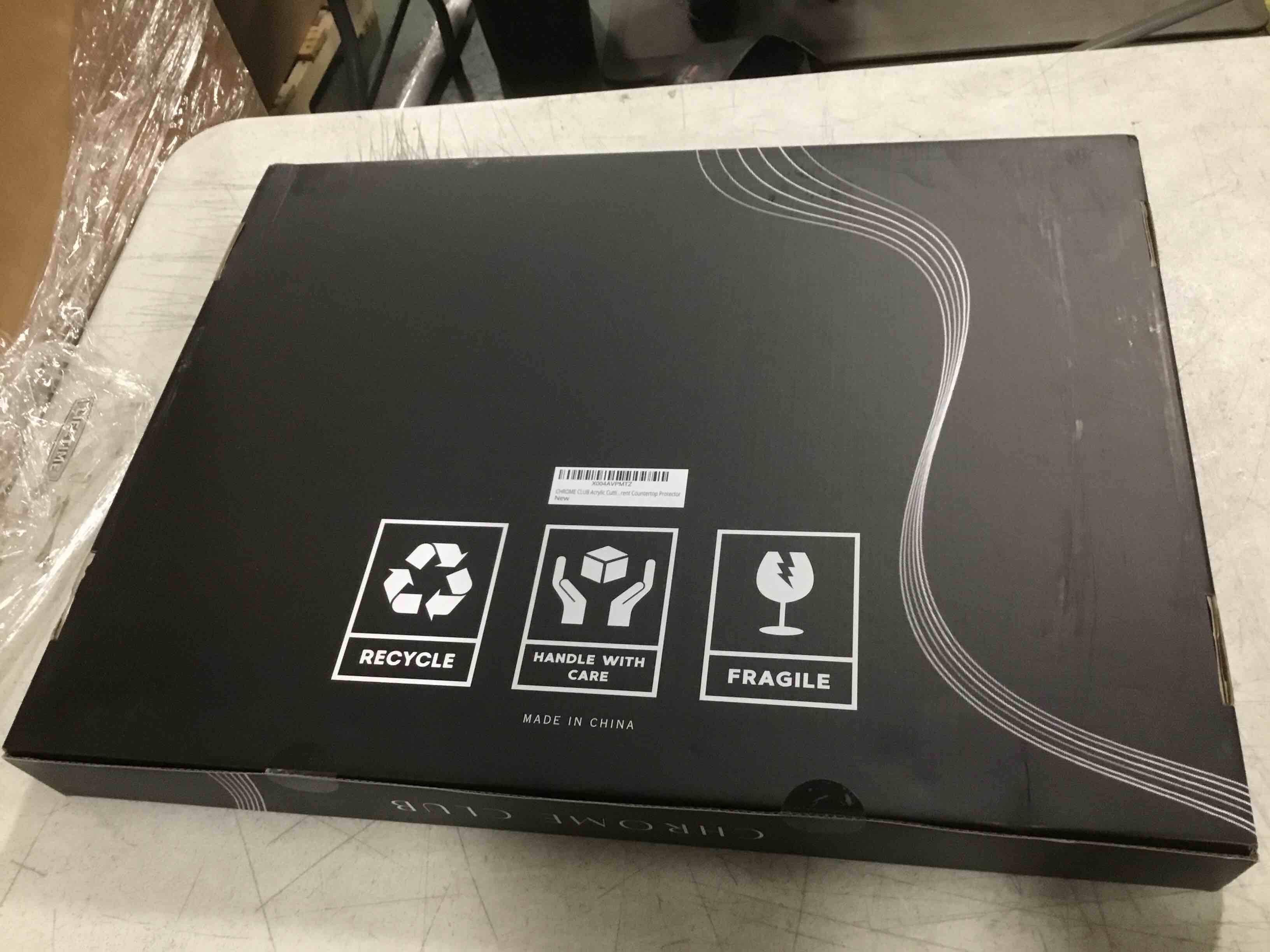 https://s3.amazonaws.com/lotting-images-prod/bidfta/PNK1280642_1736339896375.jpeg
