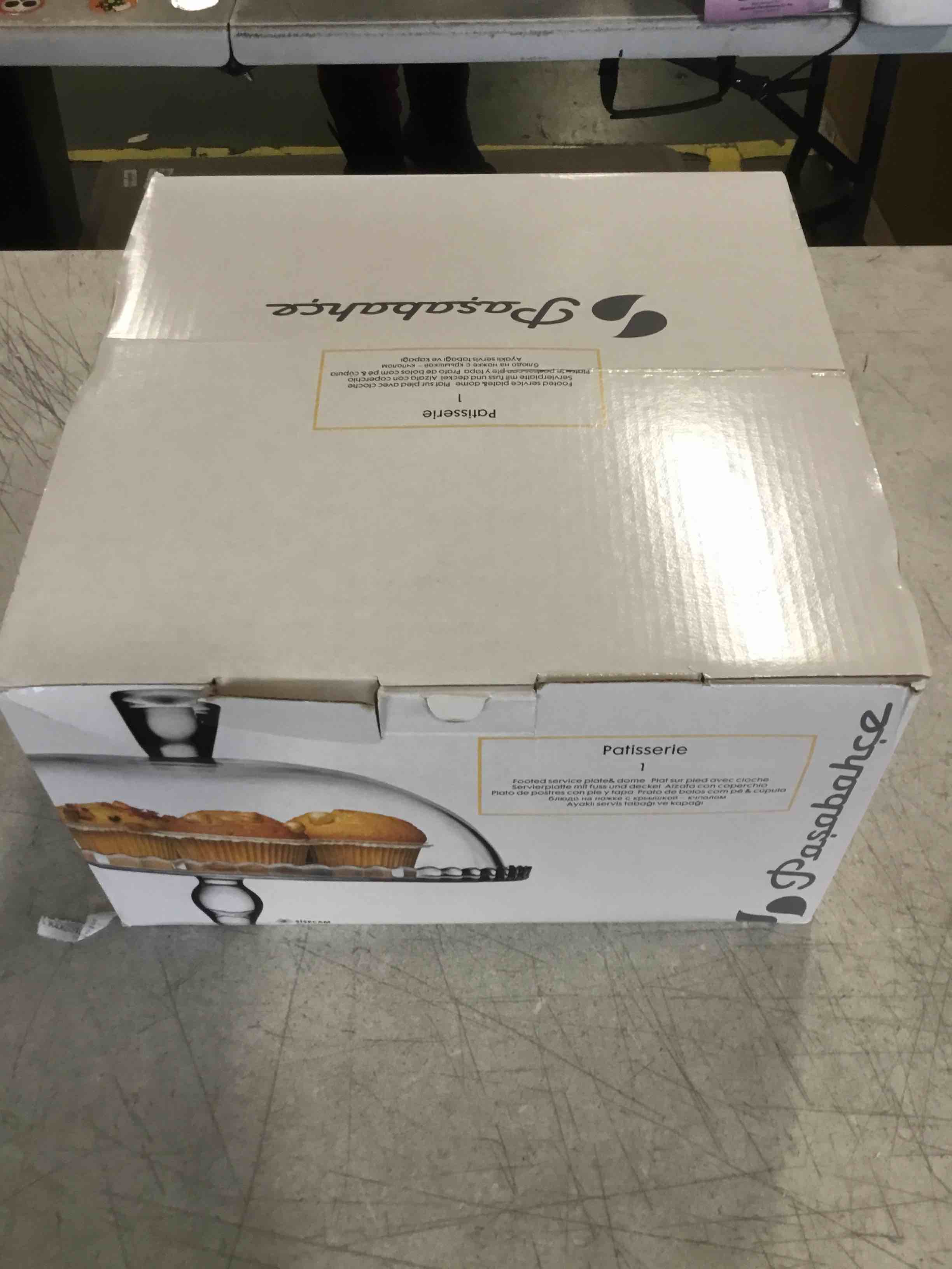 https://s3.amazonaws.com/lotting-images-prod/bidfta/PNK1280679_1736346463692.jpeg
