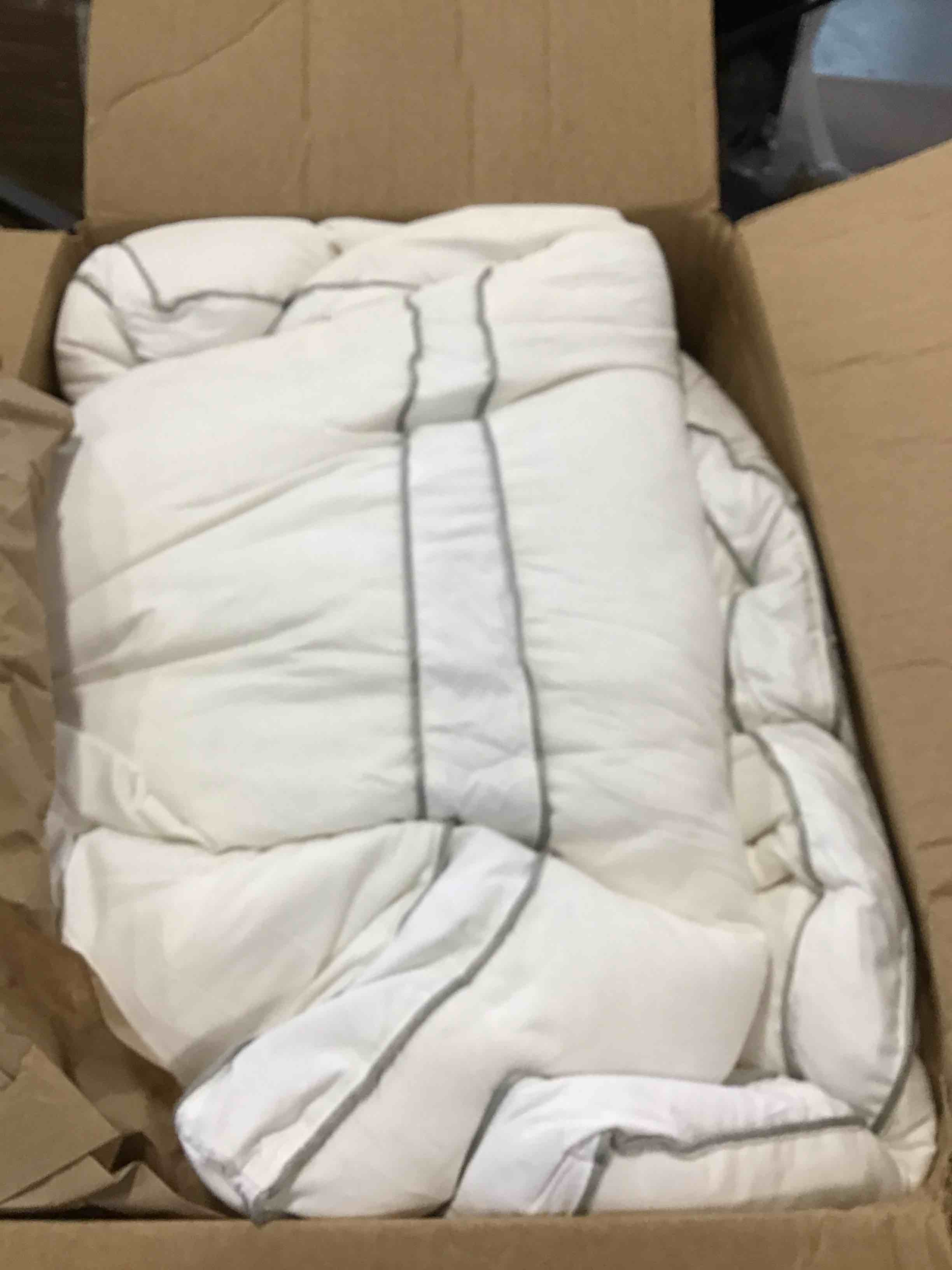 https://s3.amazonaws.com/lotting-images-prod/bidfta/PNK1283723_1734713682721.jpeg