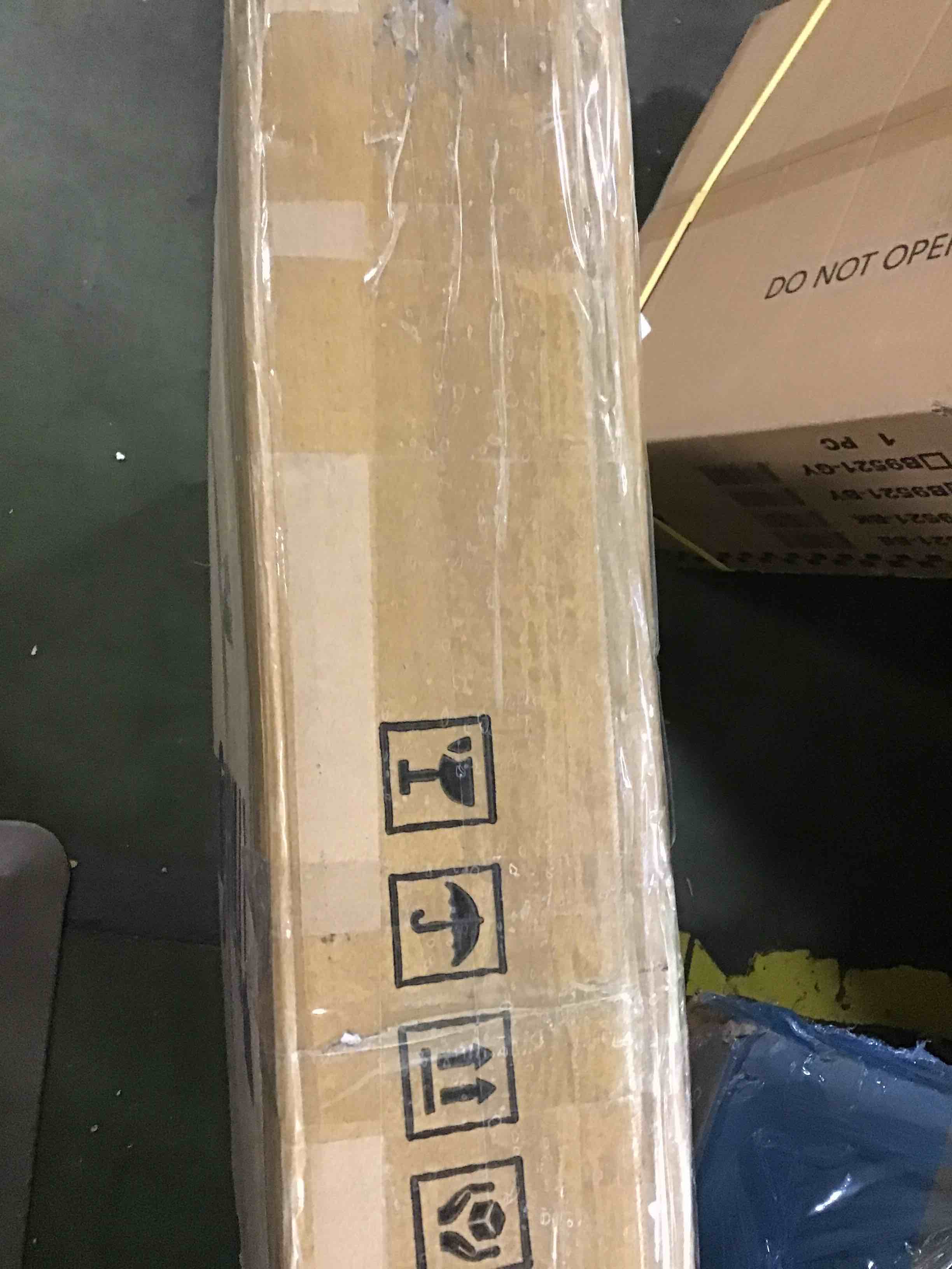https://s3.amazonaws.com/lotting-images-prod/bidfta/PNK1286557_1734382958519.jpeg