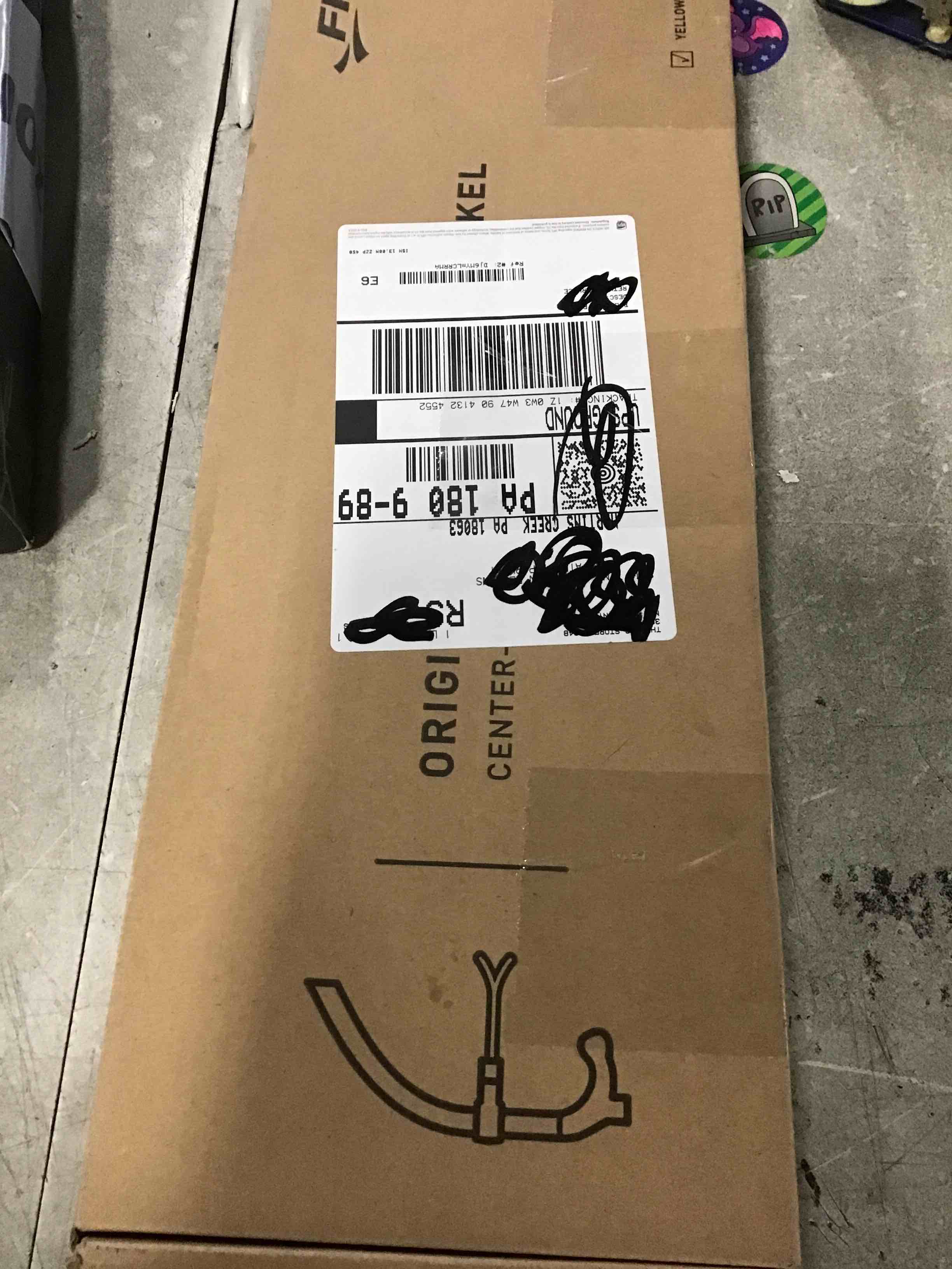 https://s3.amazonaws.com/lotting-images-prod/bidfta/PNK1287432_1734704156280.jpeg