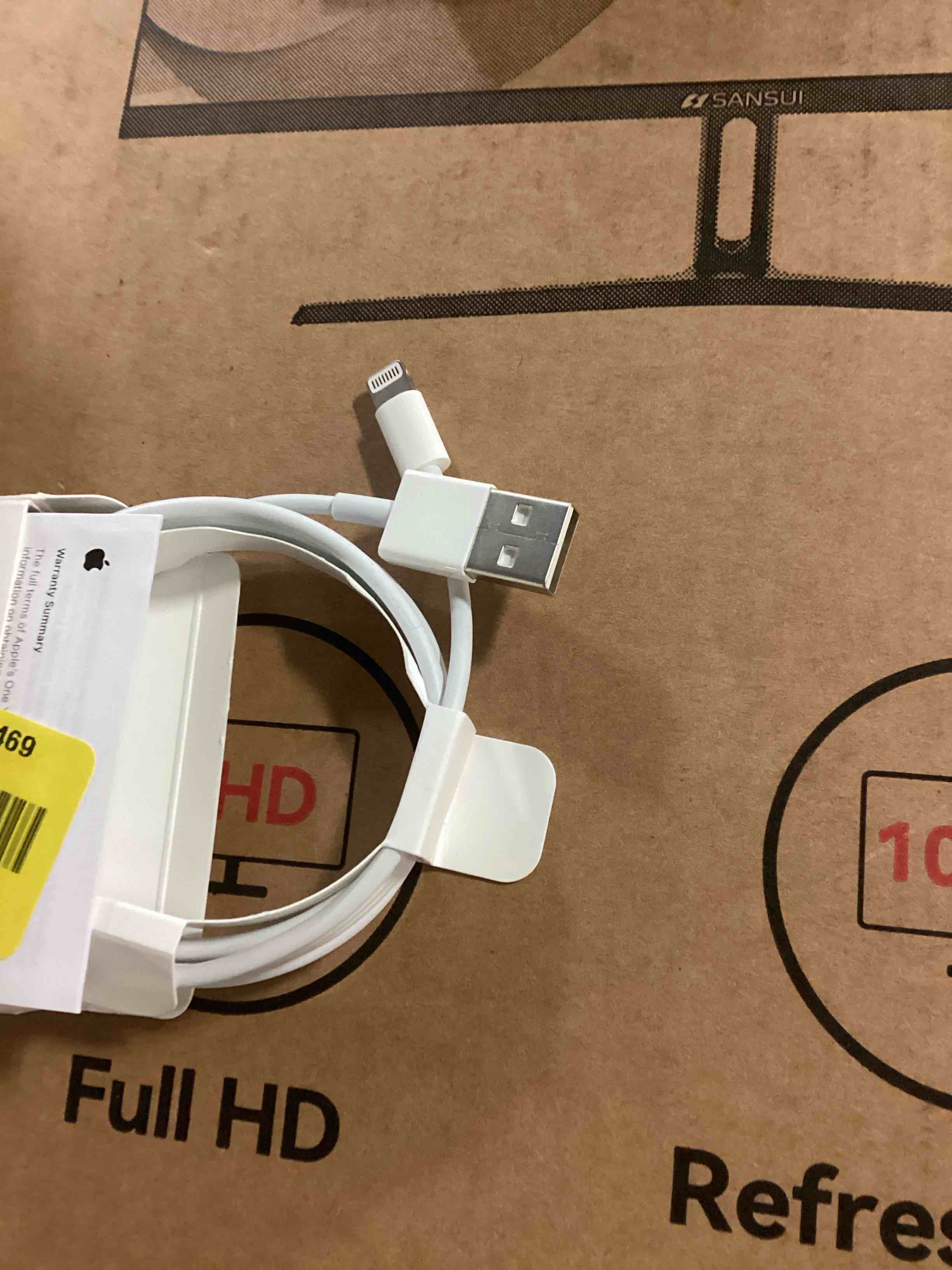 https://s3.amazonaws.com/lotting-images-prod/bidfta/PNK1288473_1739382077981.jpeg