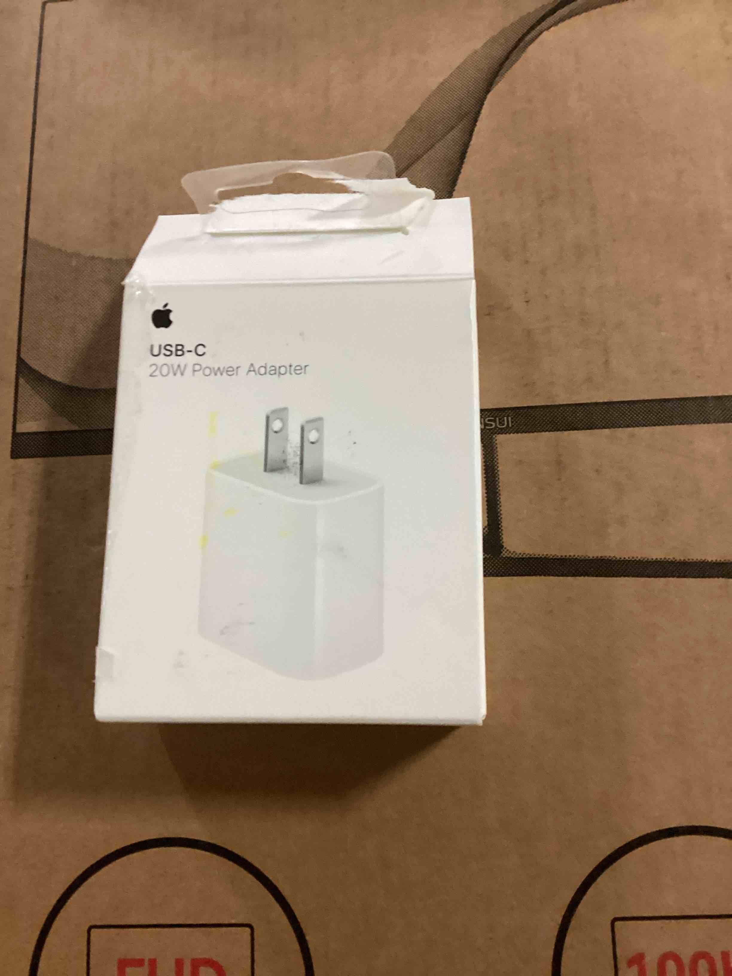 https://s3.amazonaws.com/lotting-images-prod/bidfta/PNK1288513_1739384891128.jpeg