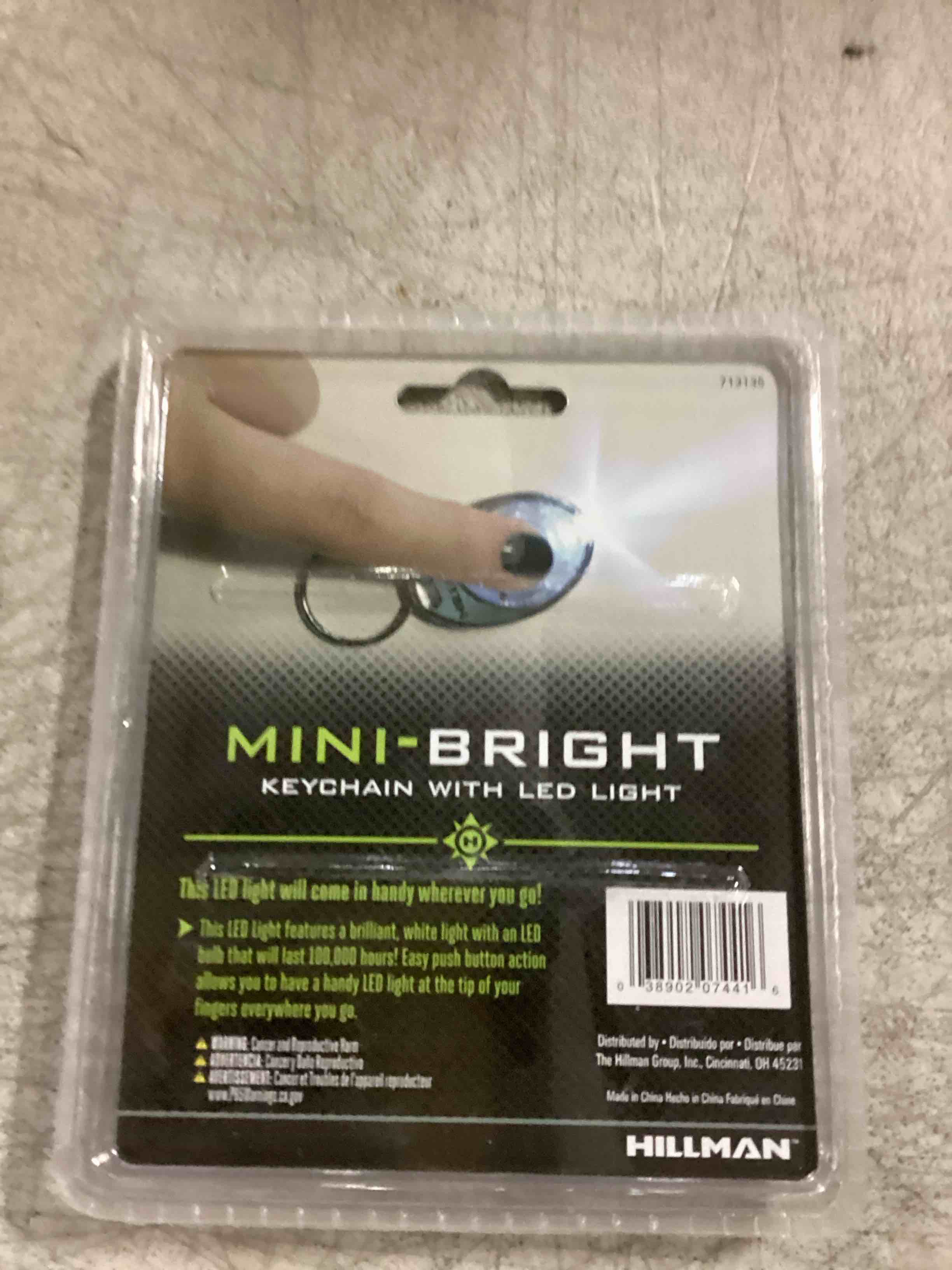 https://s3.amazonaws.com/lotting-images-prod/bidfta/PNK1290407_1741016748730.jpeg