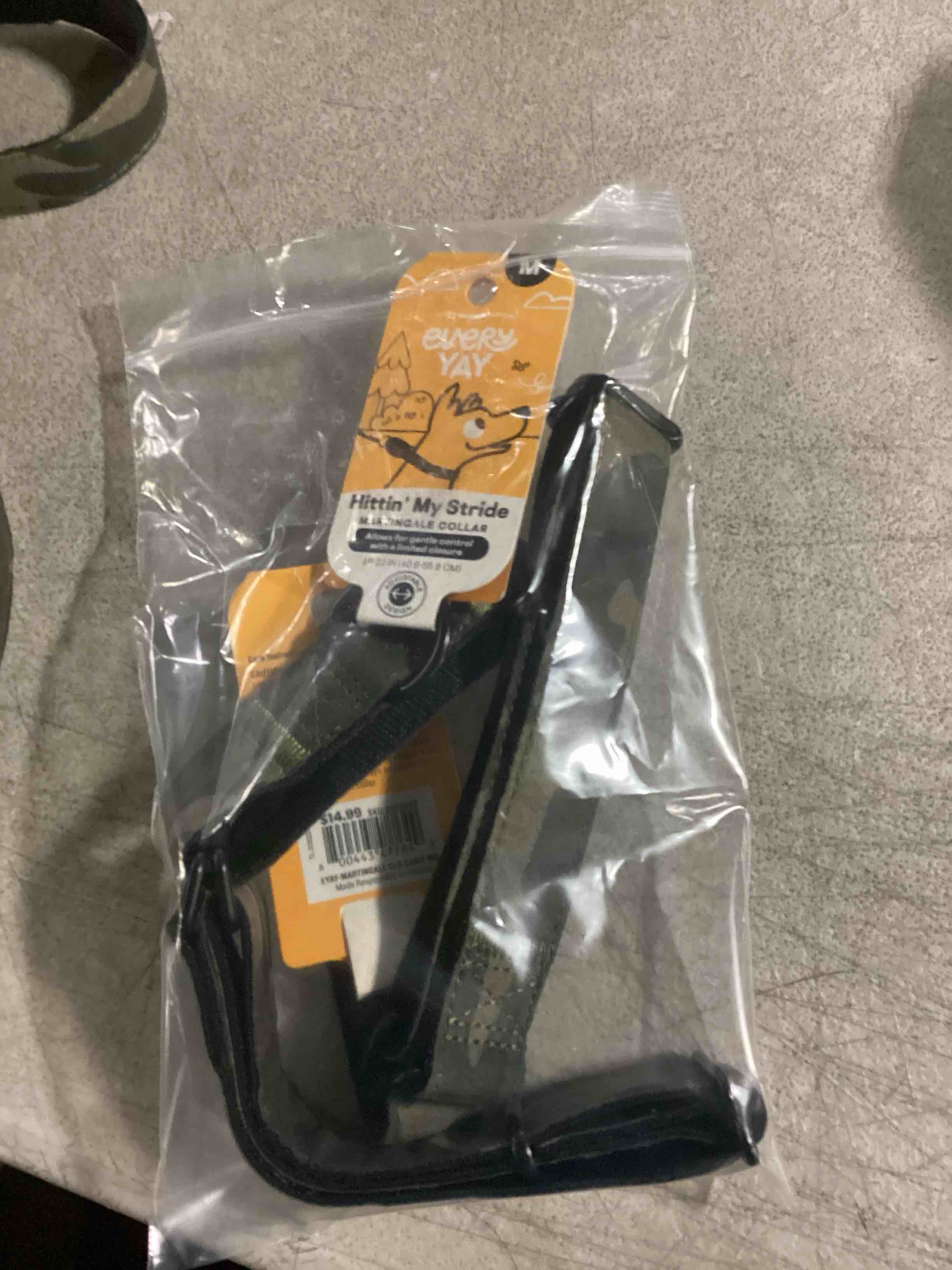 https://s3.amazonaws.com/lotting-images-prod/bidfta/PNK1290592_1741096489733.jpeg
