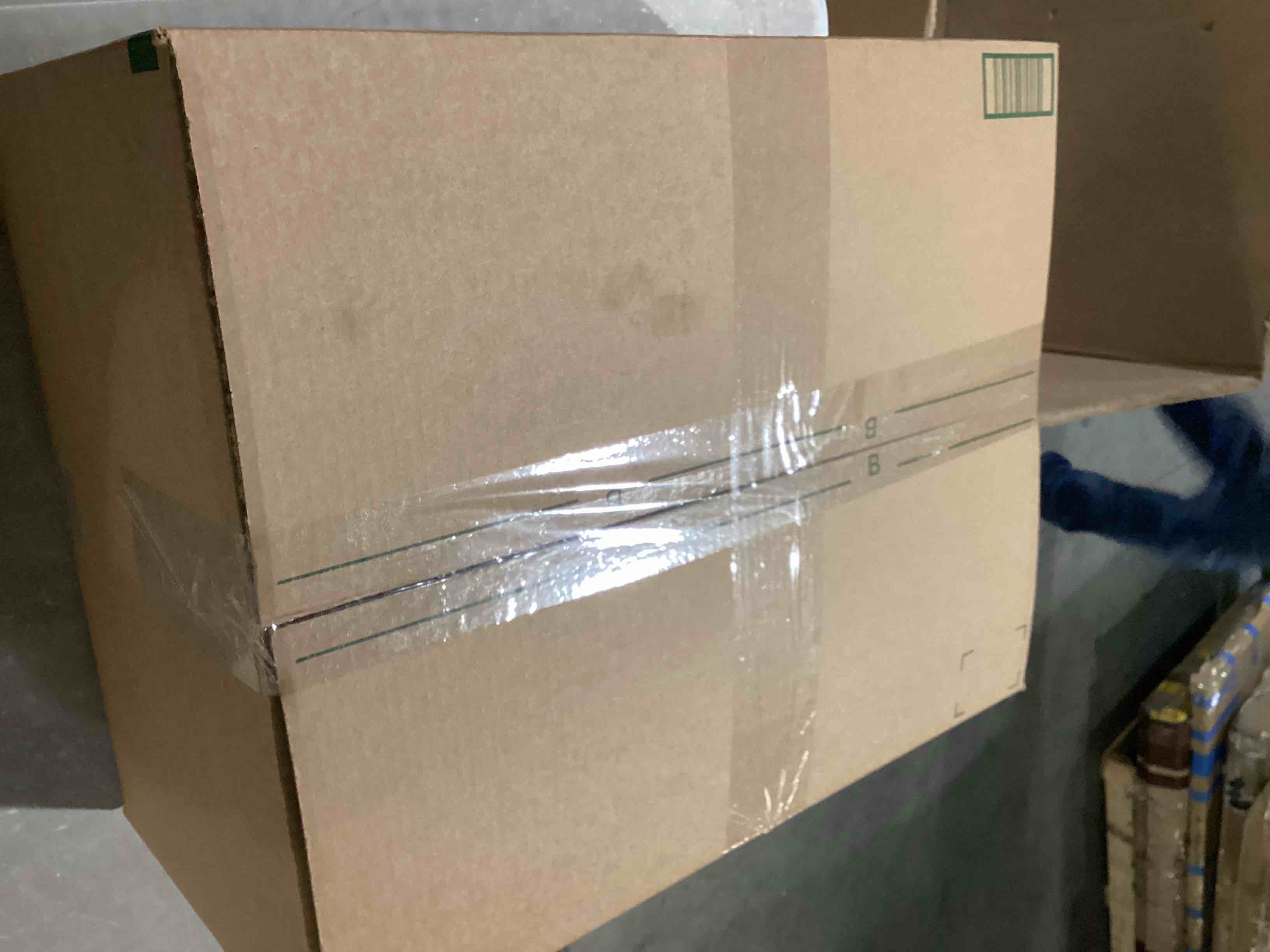 https://s3.amazonaws.com/lotting-images-prod/bidfta/PNK1291285_1739368825559.jpeg