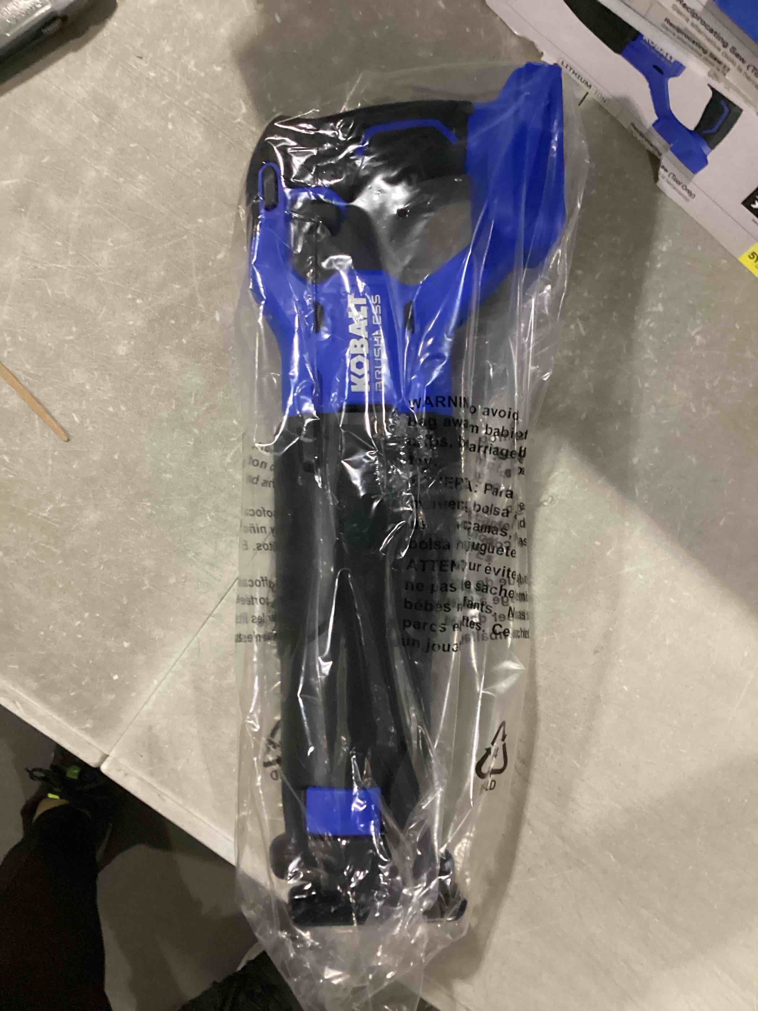 https://s3.amazonaws.com/lotting-images-prod/bidfta/PNK1291752_1739796979343.jpeg