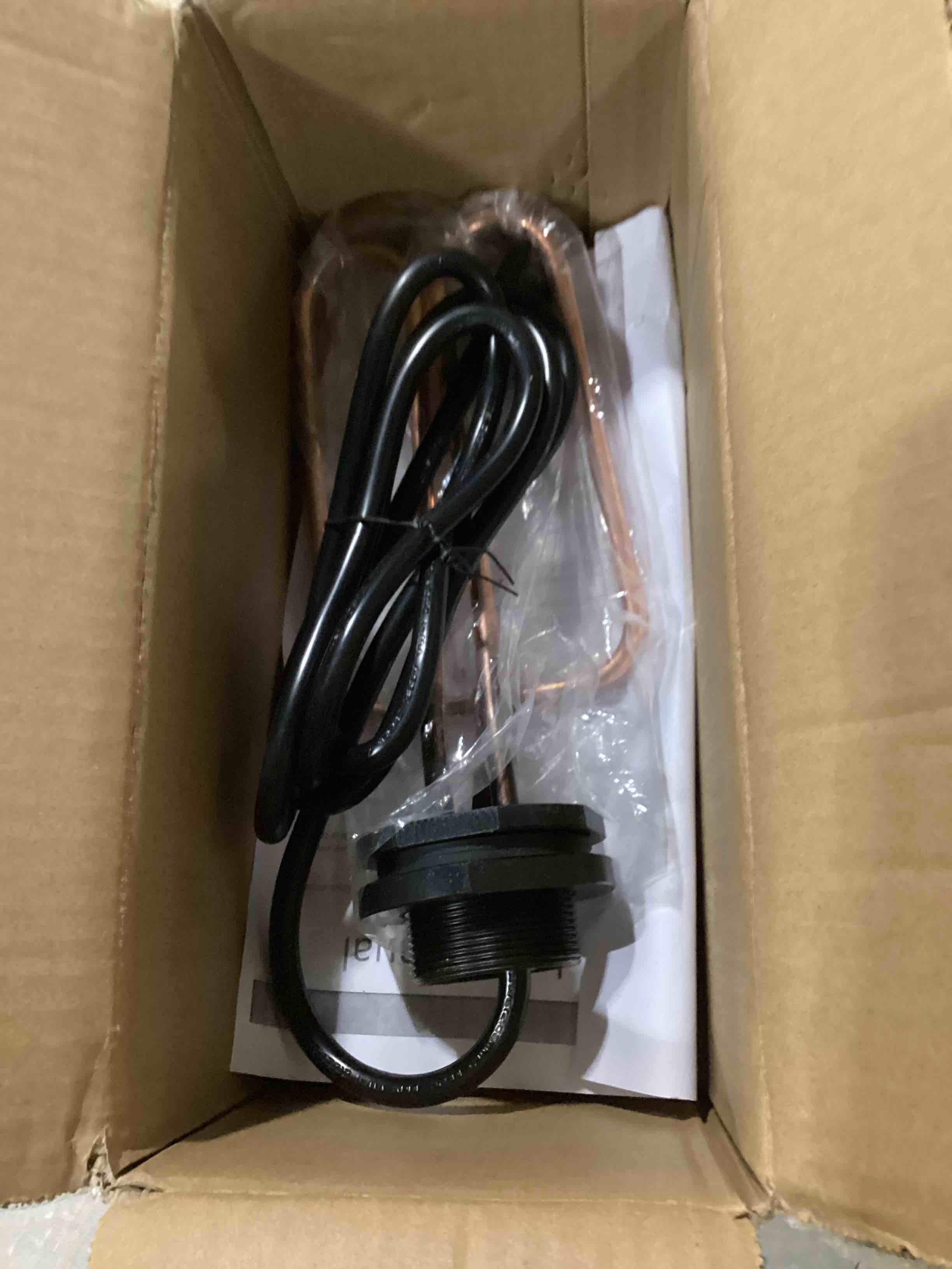 https://s3.amazonaws.com/lotting-images-prod/bidfta/PNK1293671_1741181897394.jpeg