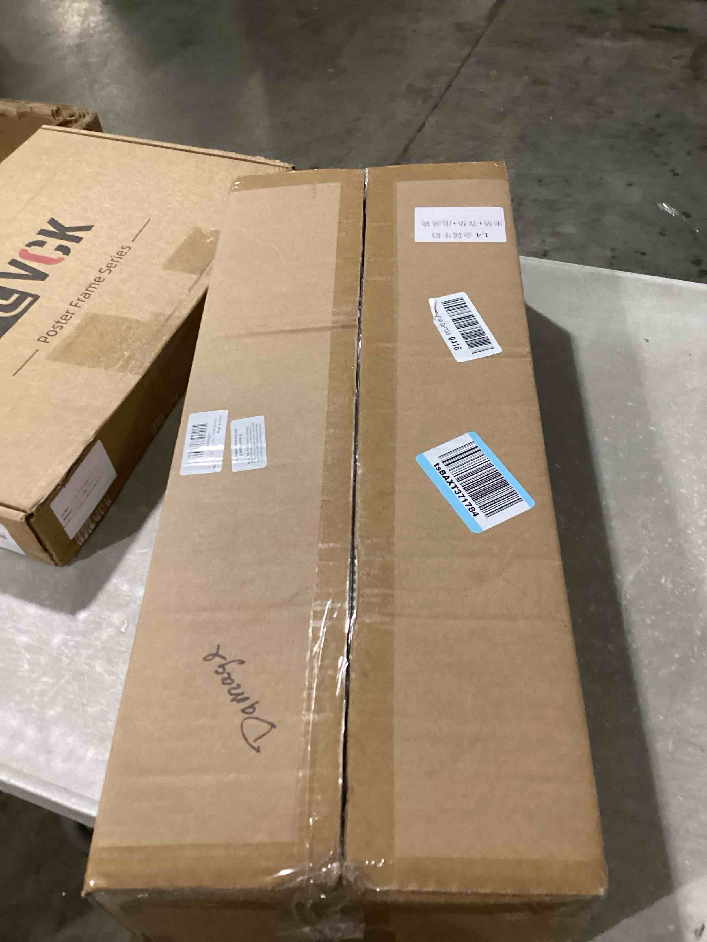 https://s3.amazonaws.com/lotting-images-prod/bidfta/PNK1293925_1741277786166.jpeg